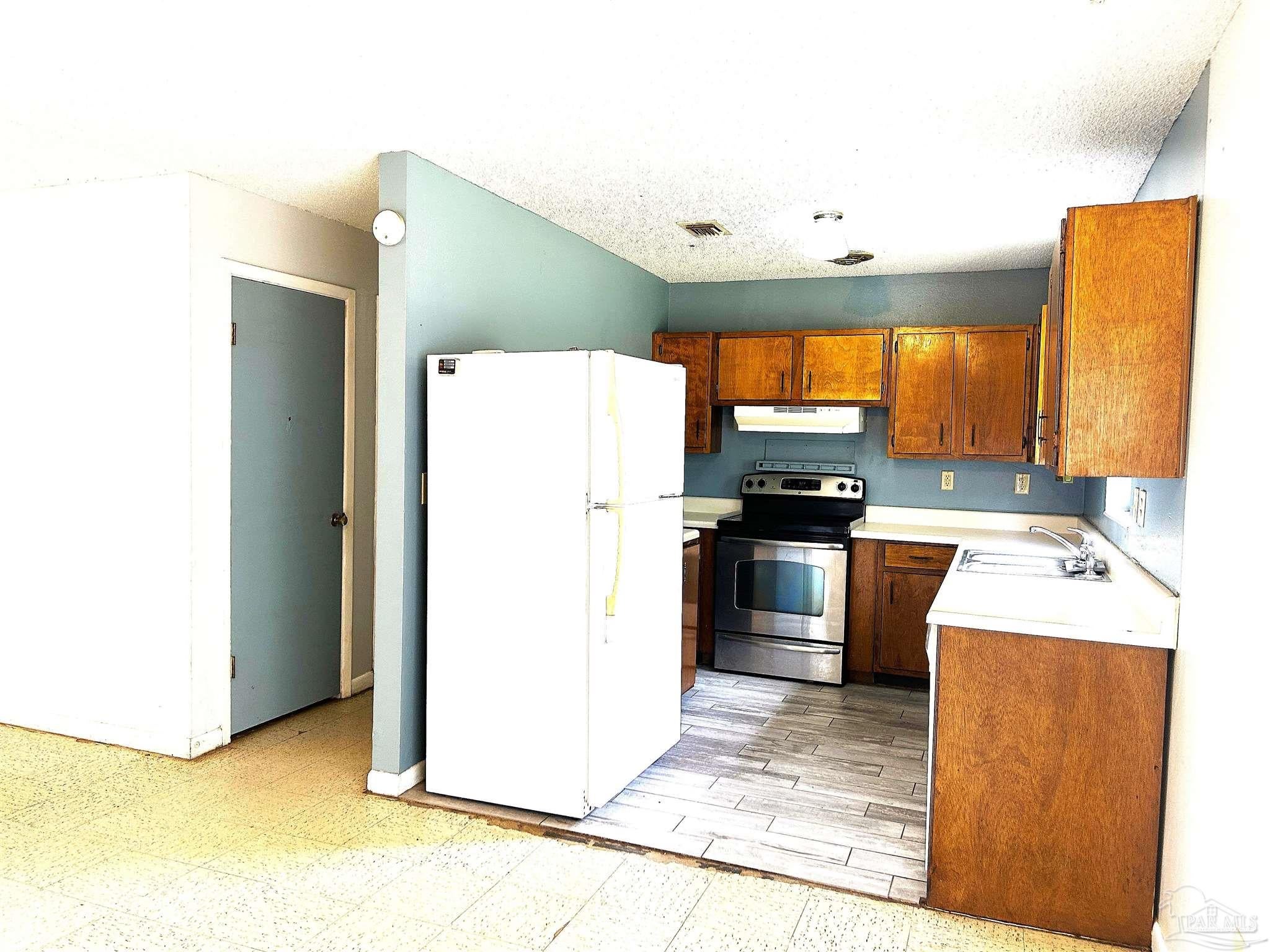 232 Broussard St, Pensacola, FL 32505 photo