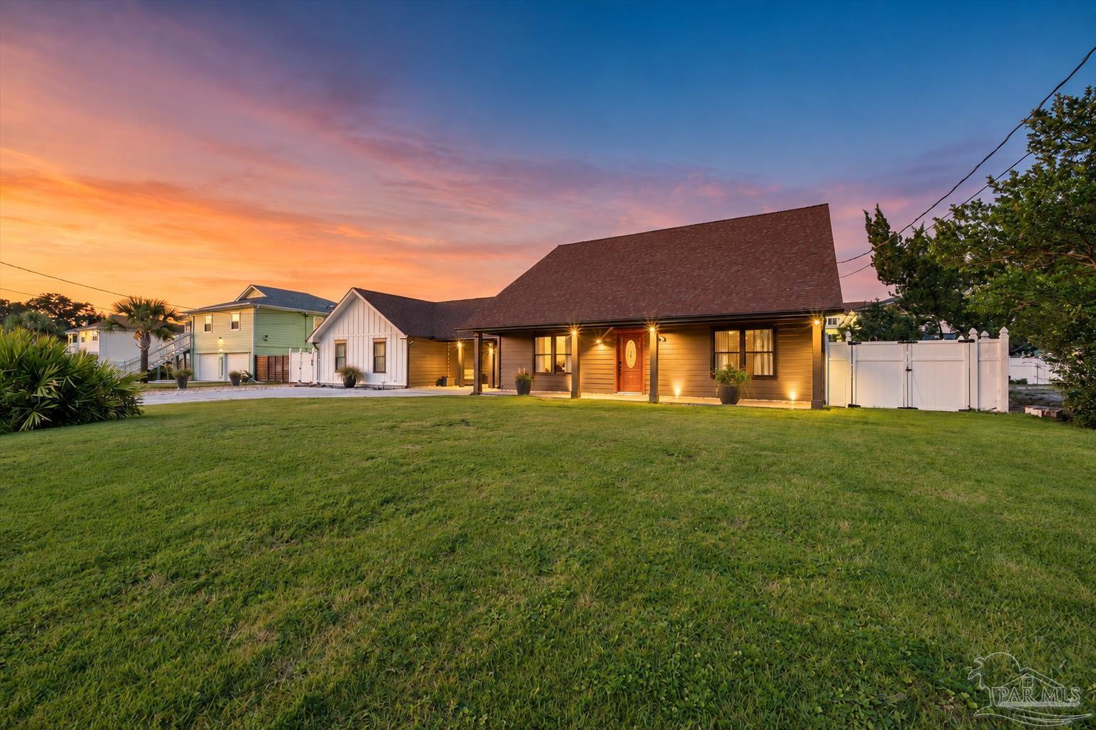 13622 Canal Dr, Pensacola, FL 32507 photo