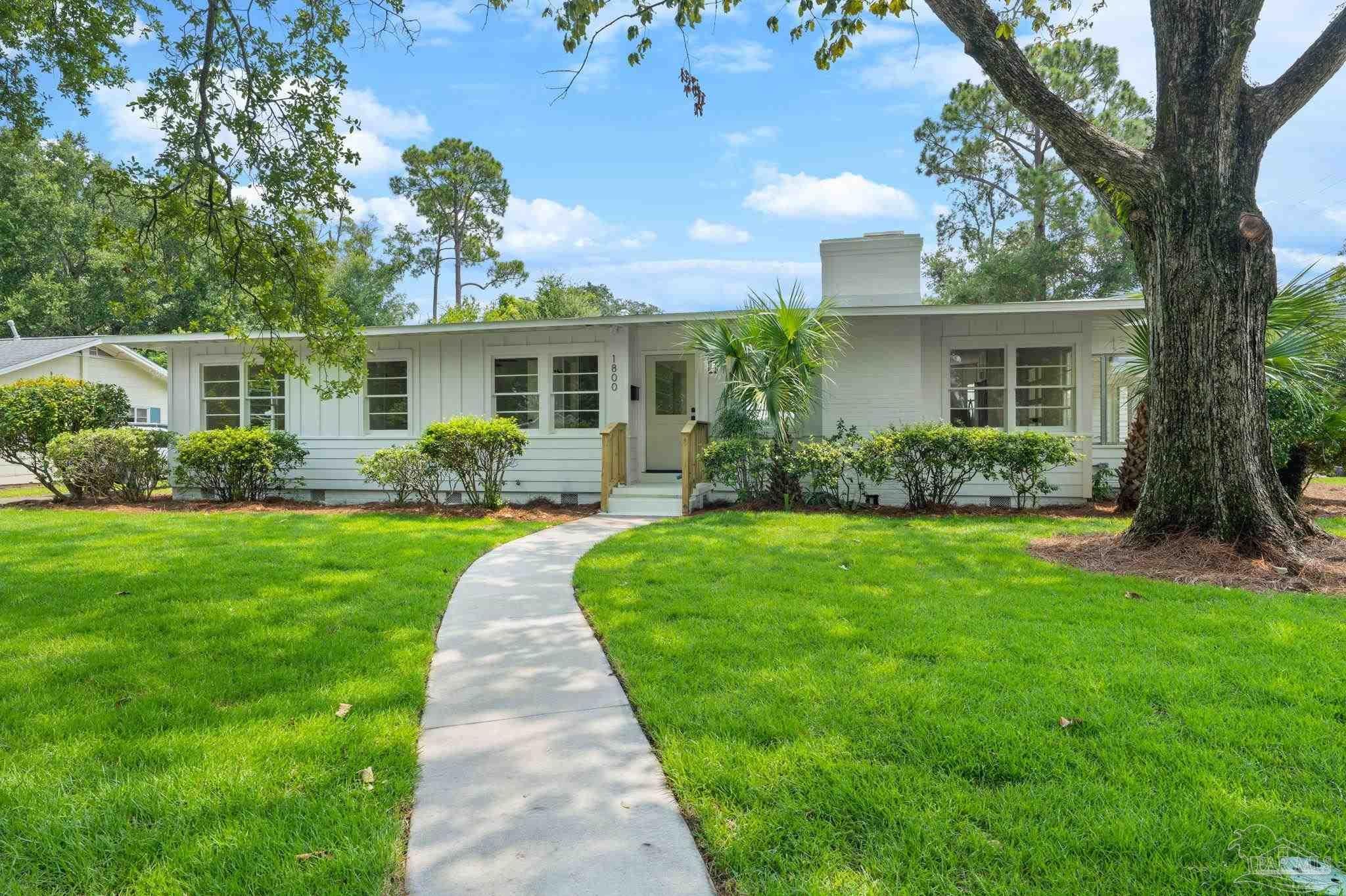 1800 Baylen St, Pensacola, FL 32501