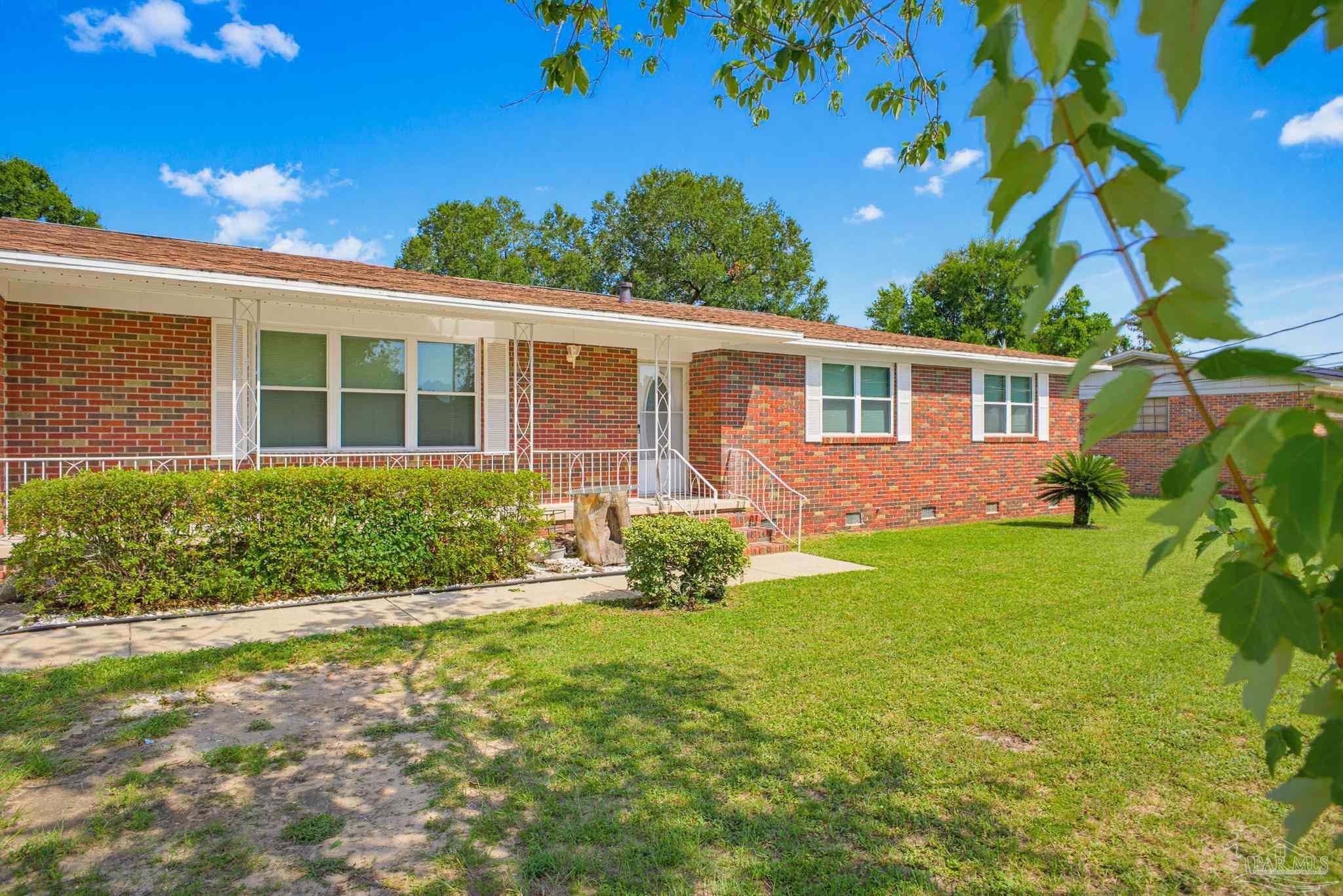 7412 Tippin Ave, Pensacola, FL 32504 photo