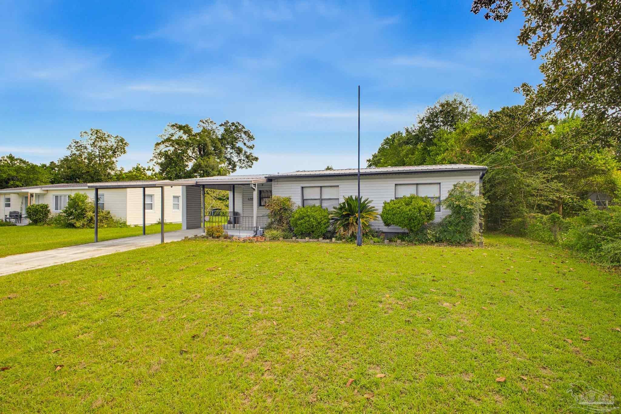 402 Clairmont Dr, Pensacola, FL 32506