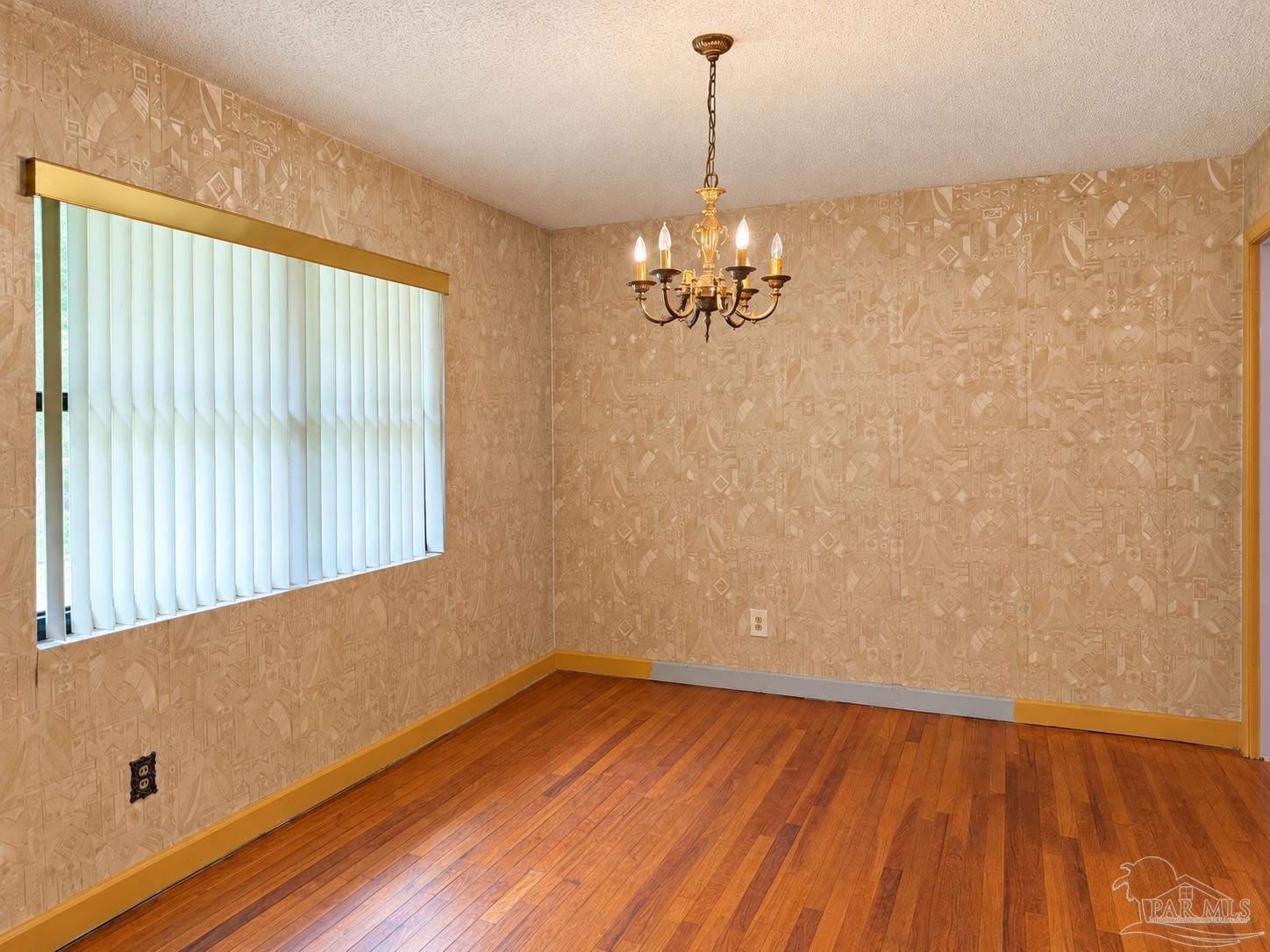 648 Berkley Dr, Pensacola, FL 32503 photo