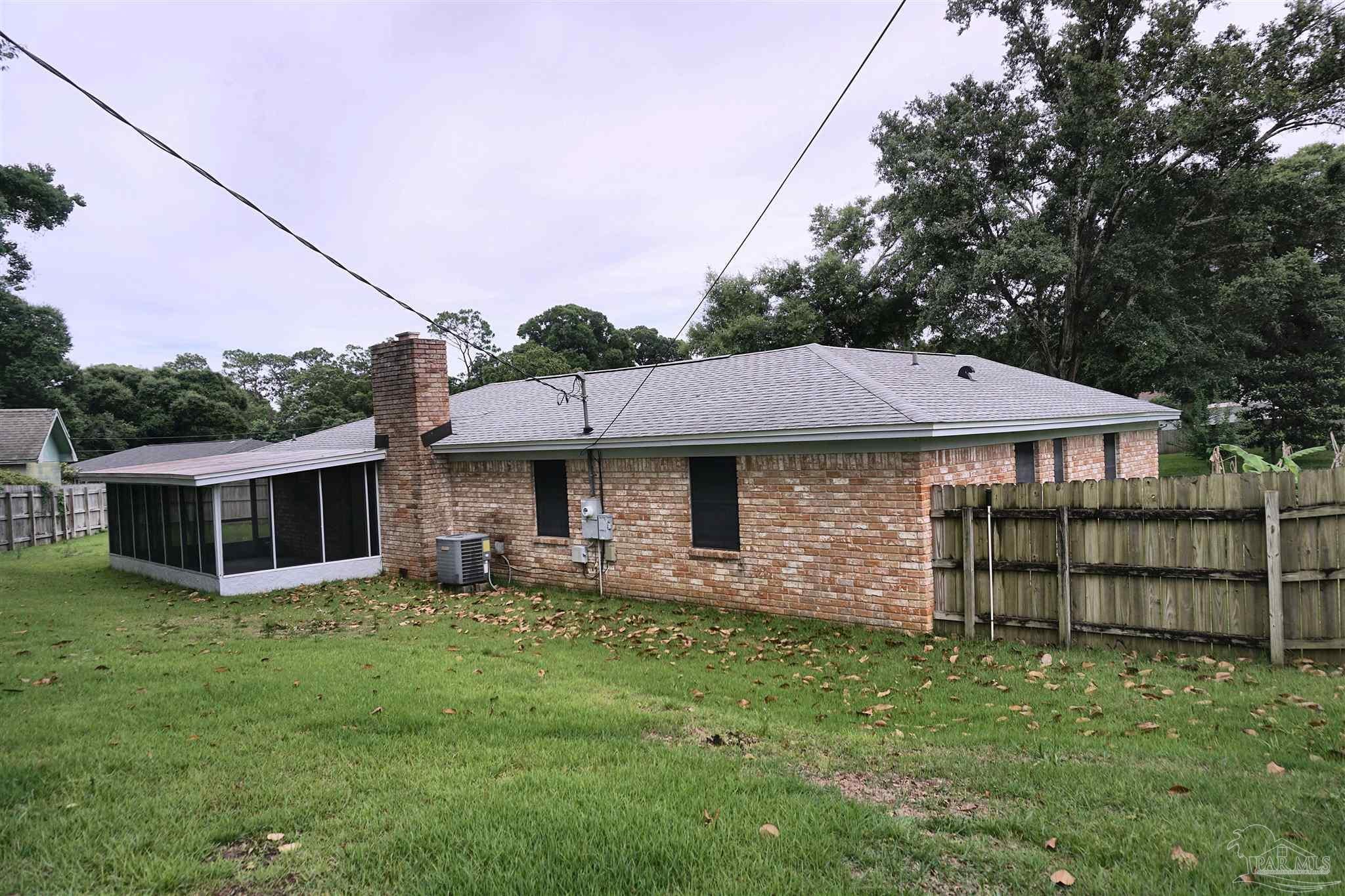 202 Southern St, Pensacola, FL 32503 photo