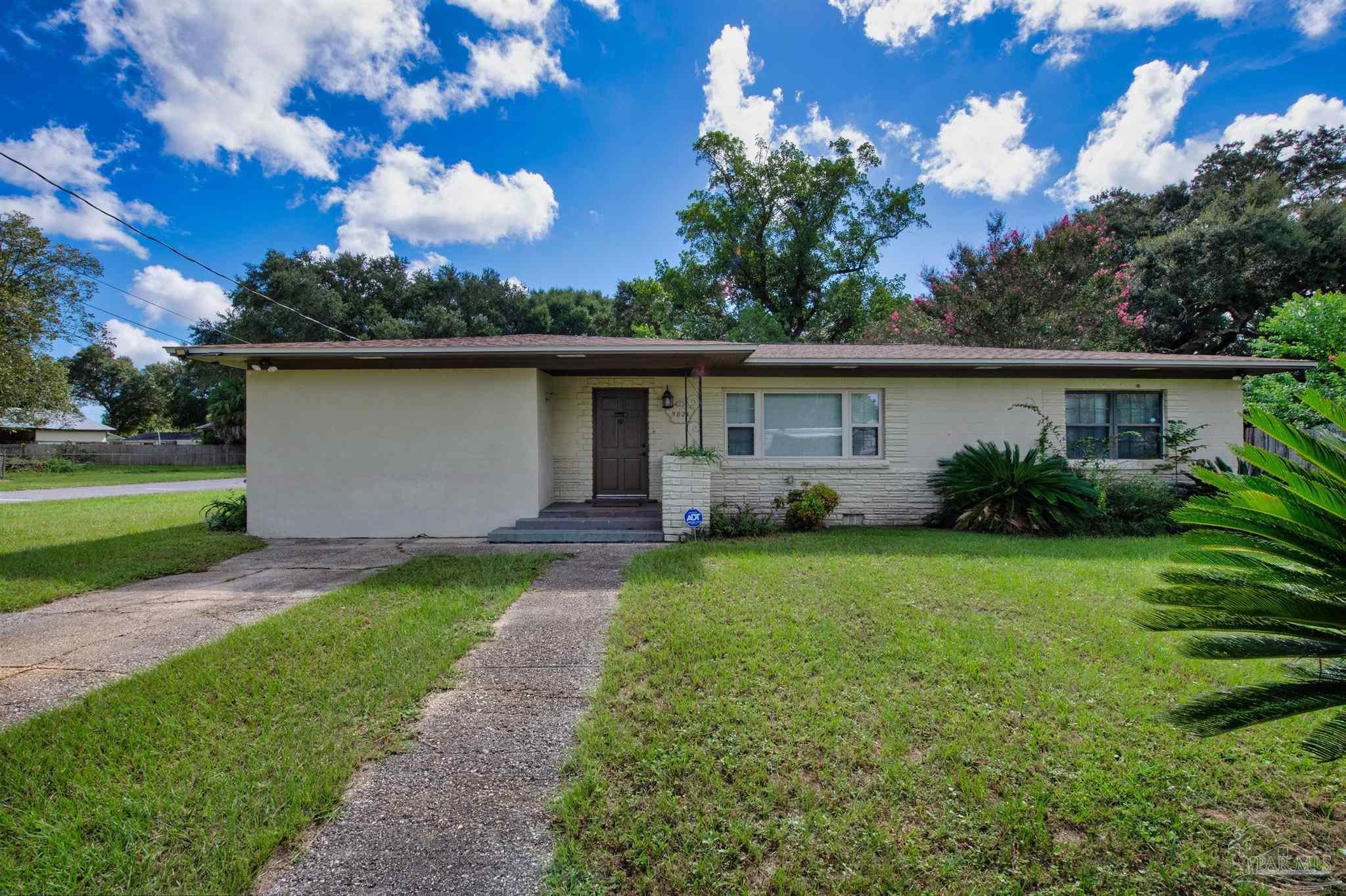 5824 Nashville Ave, Pensacola, FL 32526