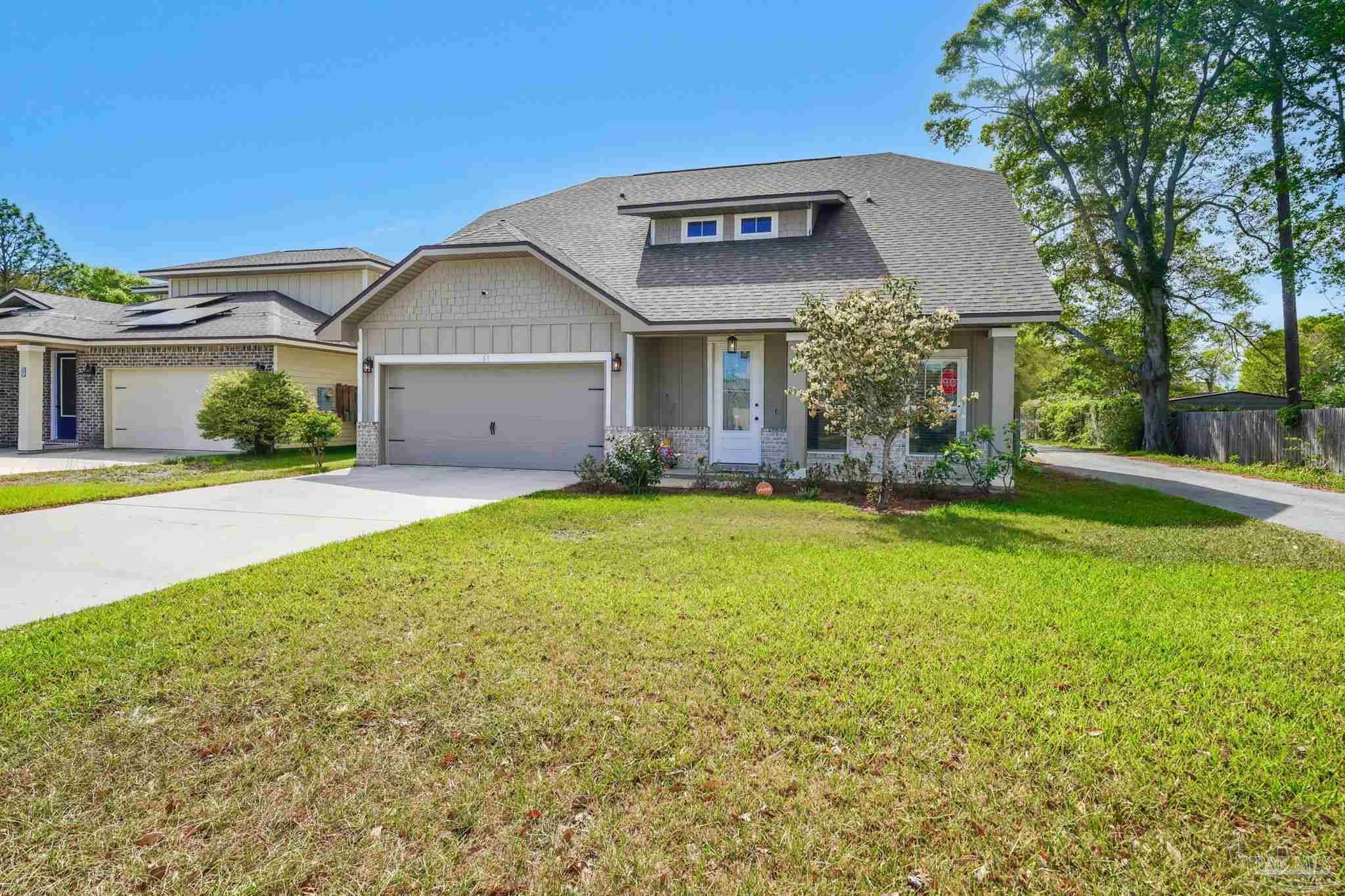 61 5 St, Shalimar, FL 32579