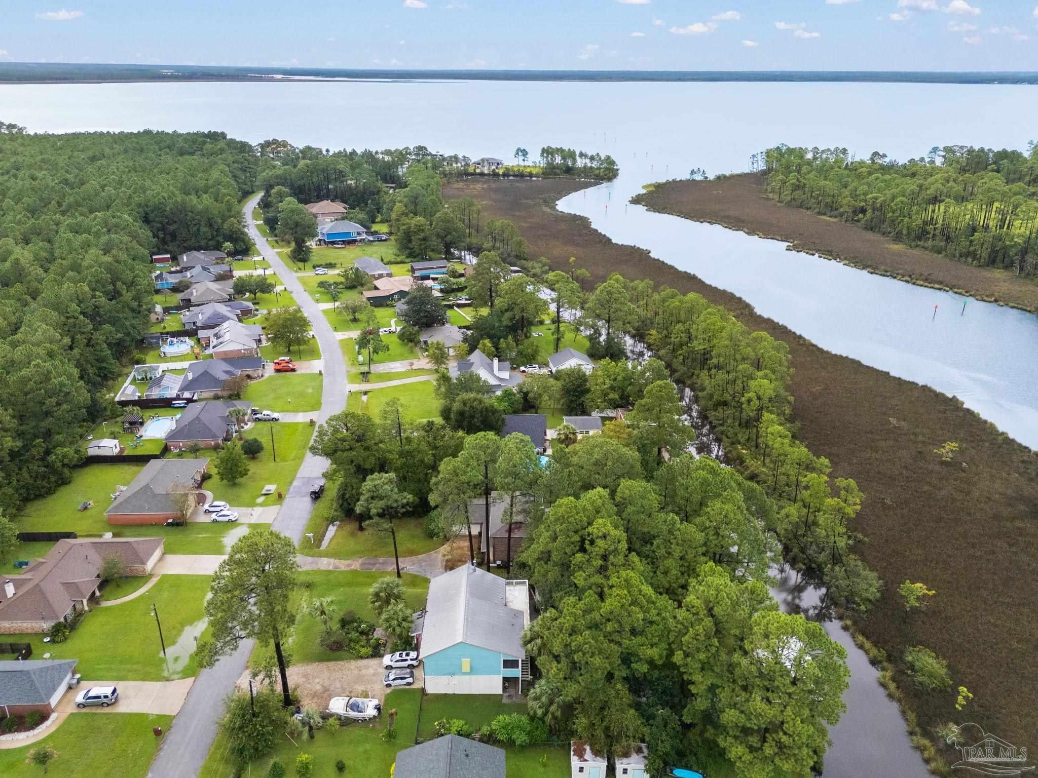 550 Riola Pl, Pensacola, FL 32506 photo