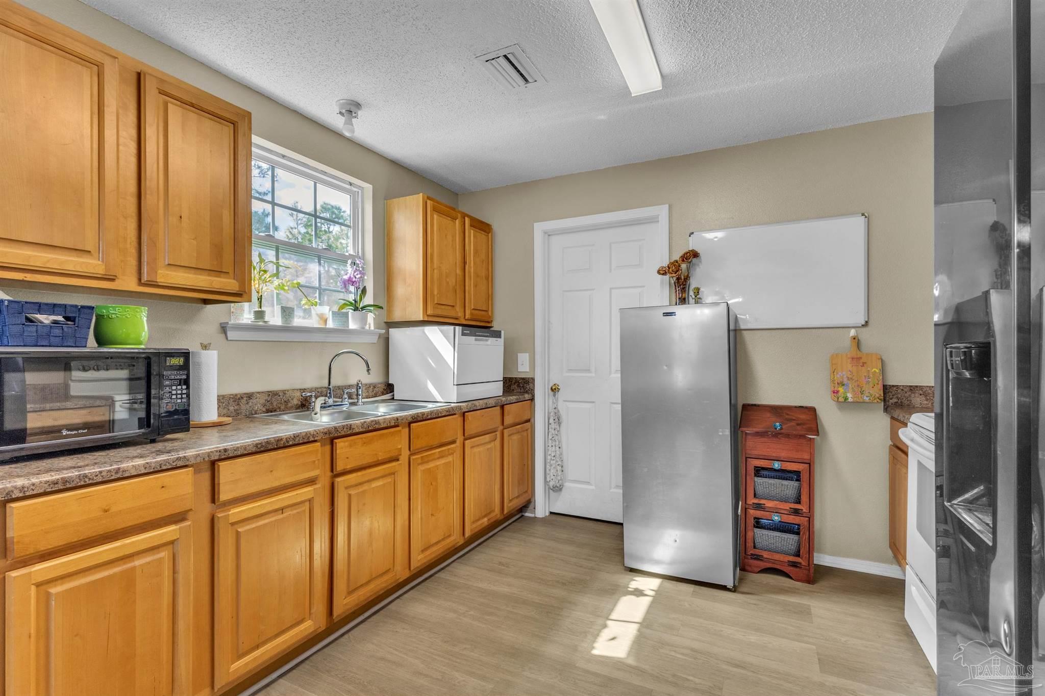 8838 Mary Fleming Dr, Pensacola, FL 32507 photo