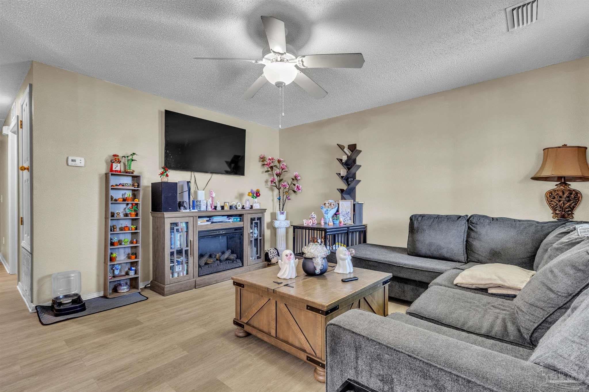 8838 Mary Fleming Dr, Pensacola, FL 32507 photo