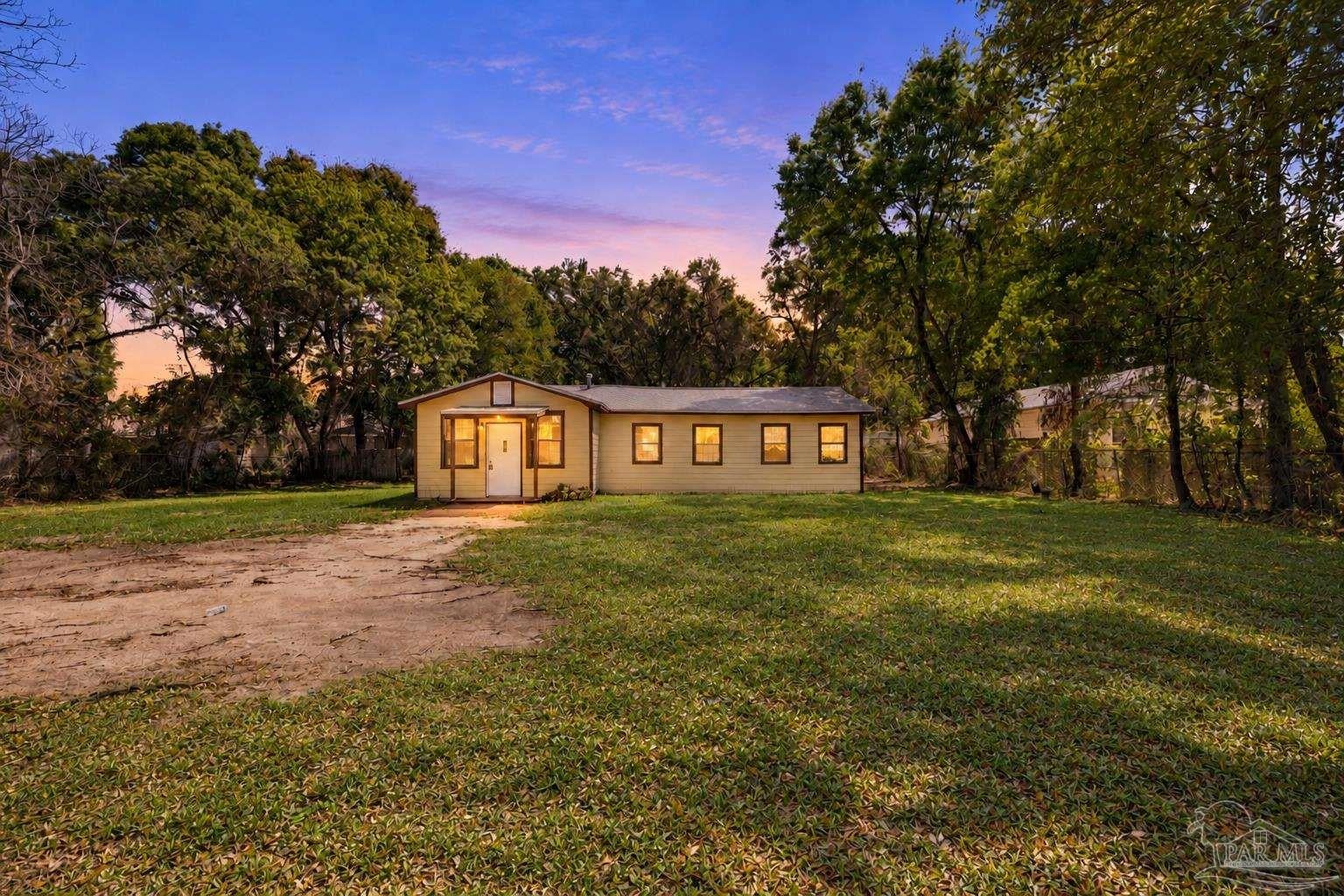 2403 Johnson Ave, Pensacola, FL 32514