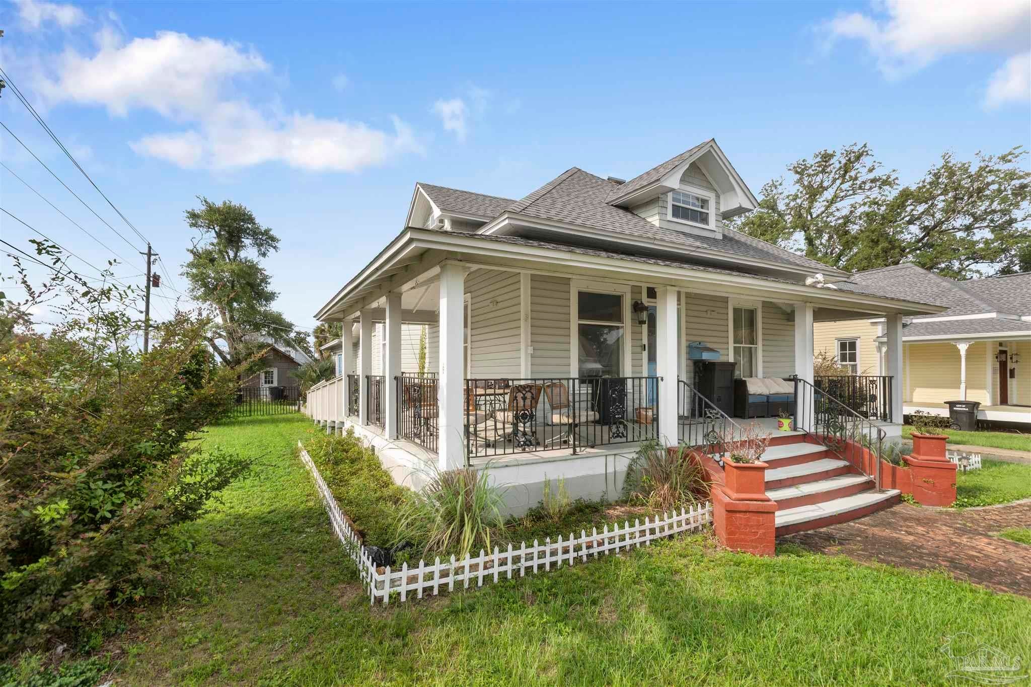 823 E Jackson St, Pensacola, FL 32501 photo