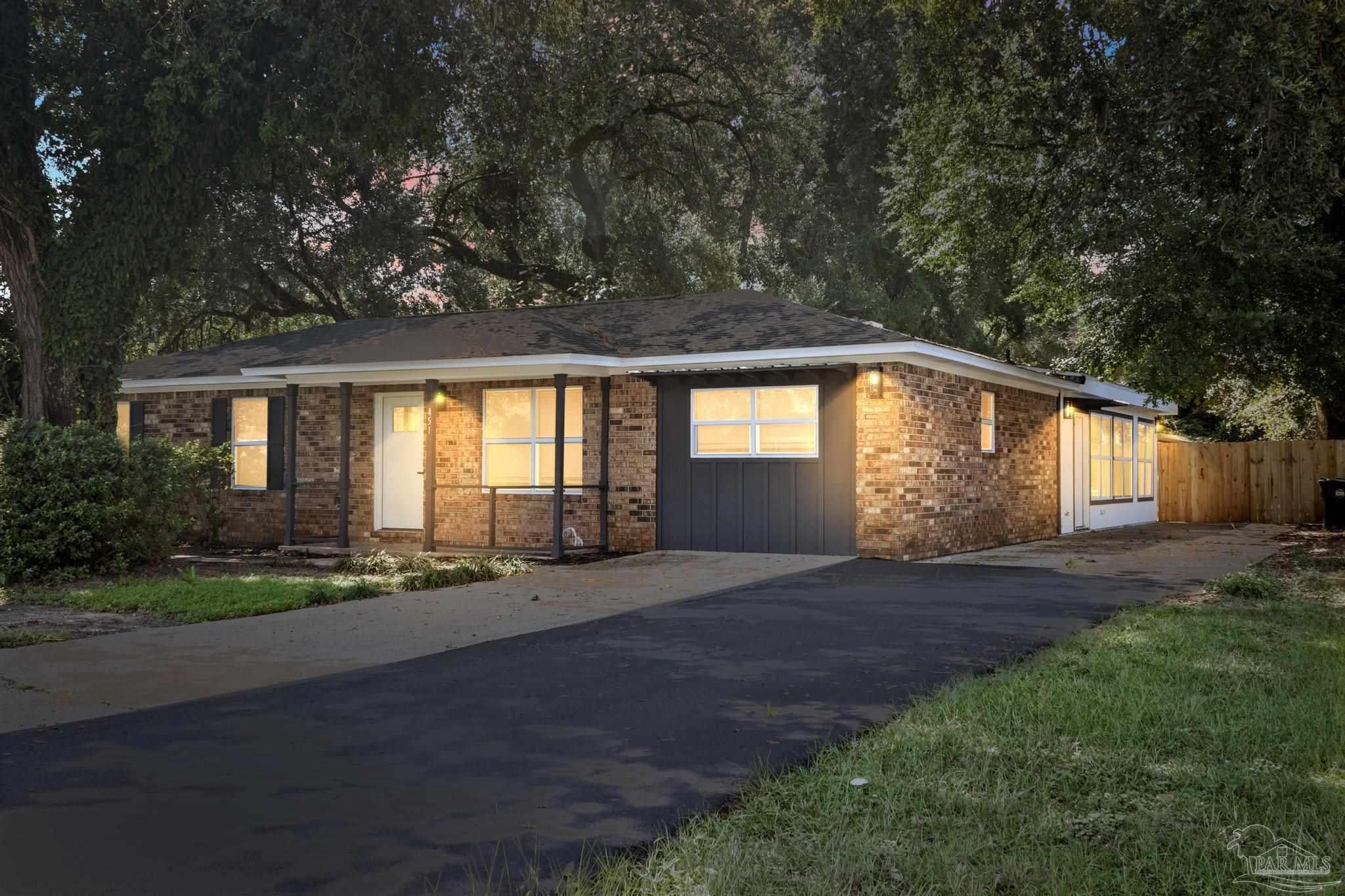 451 Ten Mile Rd, Pensacola, FL 32534