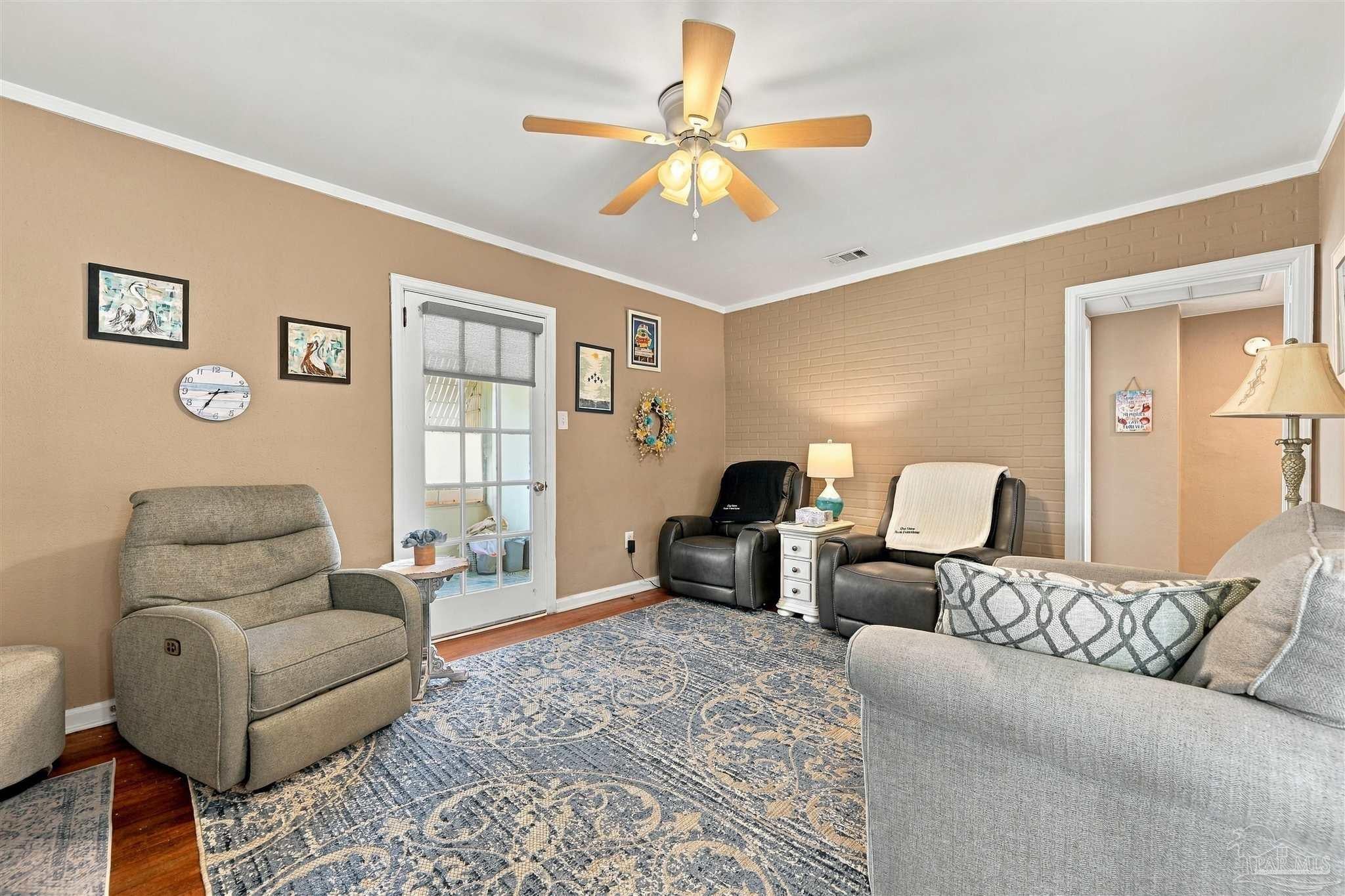 1214 Wisteria Ave, Pensacola, FL 32507 photo