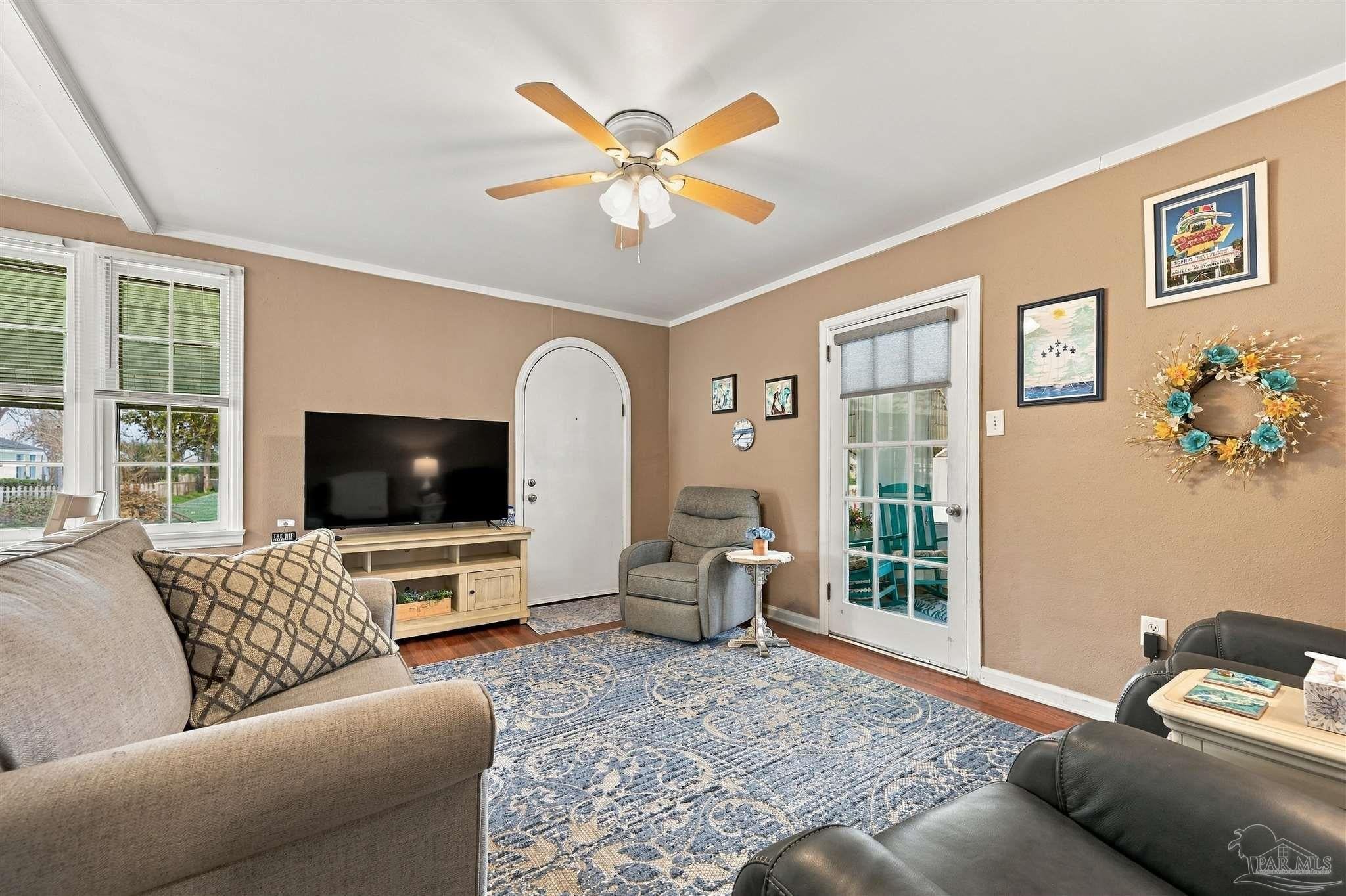 1214 Wisteria Ave, Pensacola, FL 32507 photo