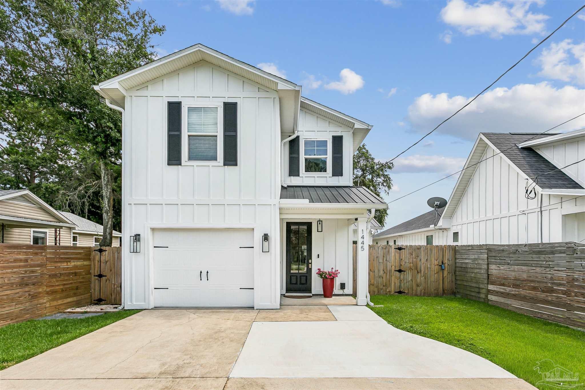 1445 Cross St, Pensacola, FL 32503