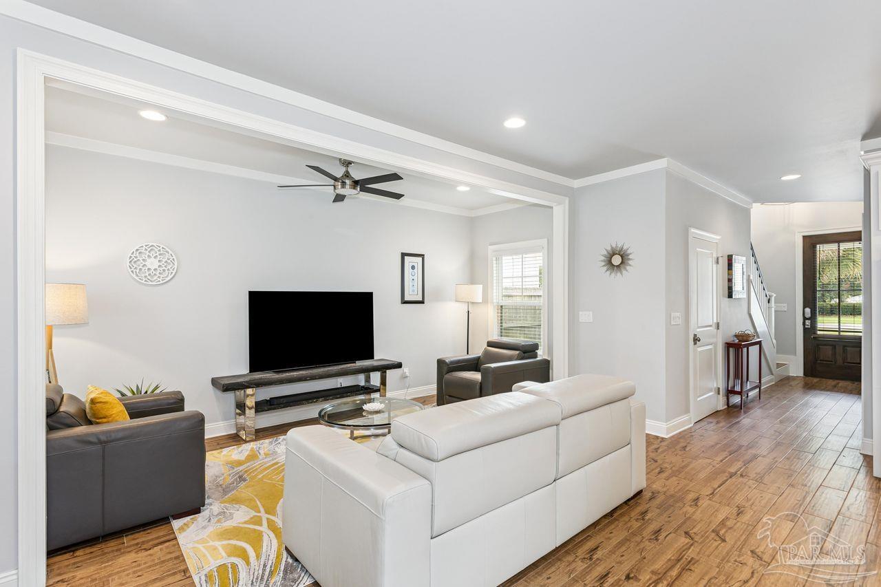 1445 E Cross St, Pensacola, FL 32503 photo