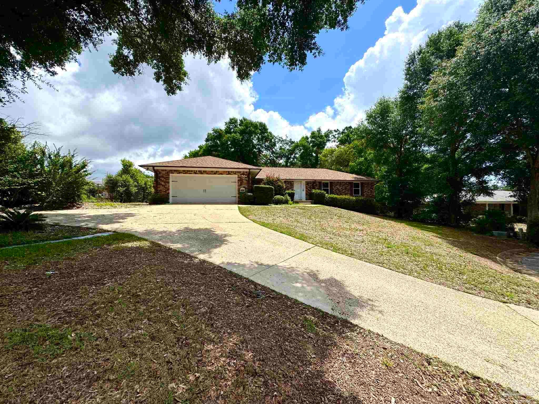 6040 Strickland Pl, Pensacola, FL 32506 photo