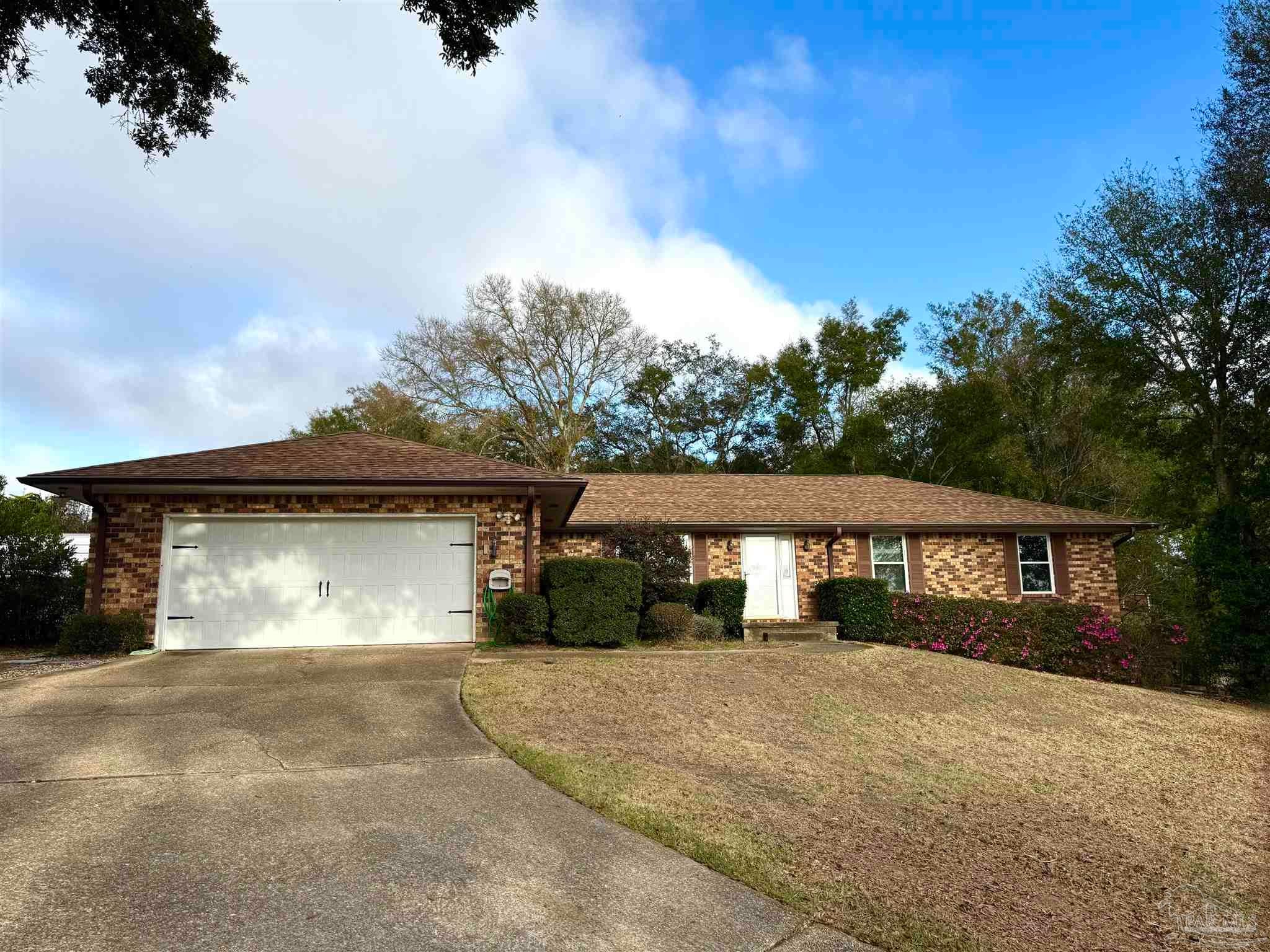 6040 Strickland Pl, Pensacola, FL 32506