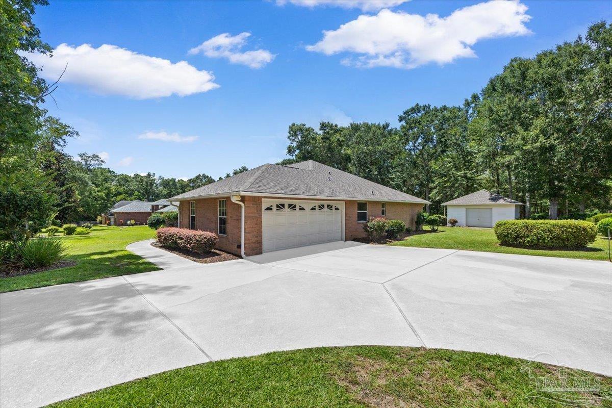 964 Broken Arrow Ln, Cantonment, FL 32533 photo