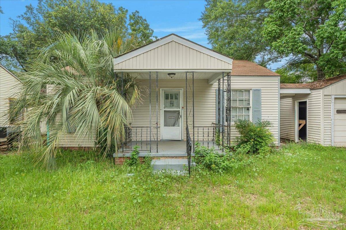 3704 Lloyd St, Pensacola, FL 32505