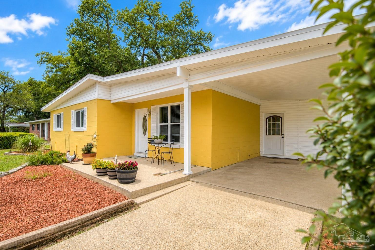 12 Huntington Dr, Pensacola, FL 32506 photo