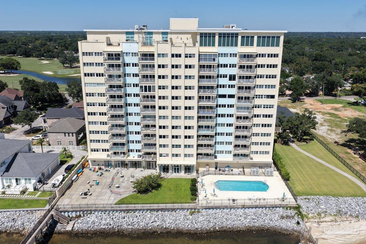 825 Bayshore Dr #304, Pensacola, FL 32507 photo