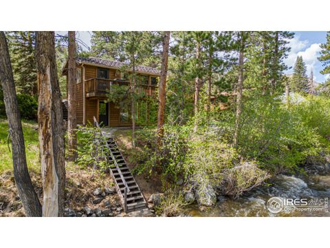 Single Family Residence in Bellvue CO 348 Crown Point Dr.jpg