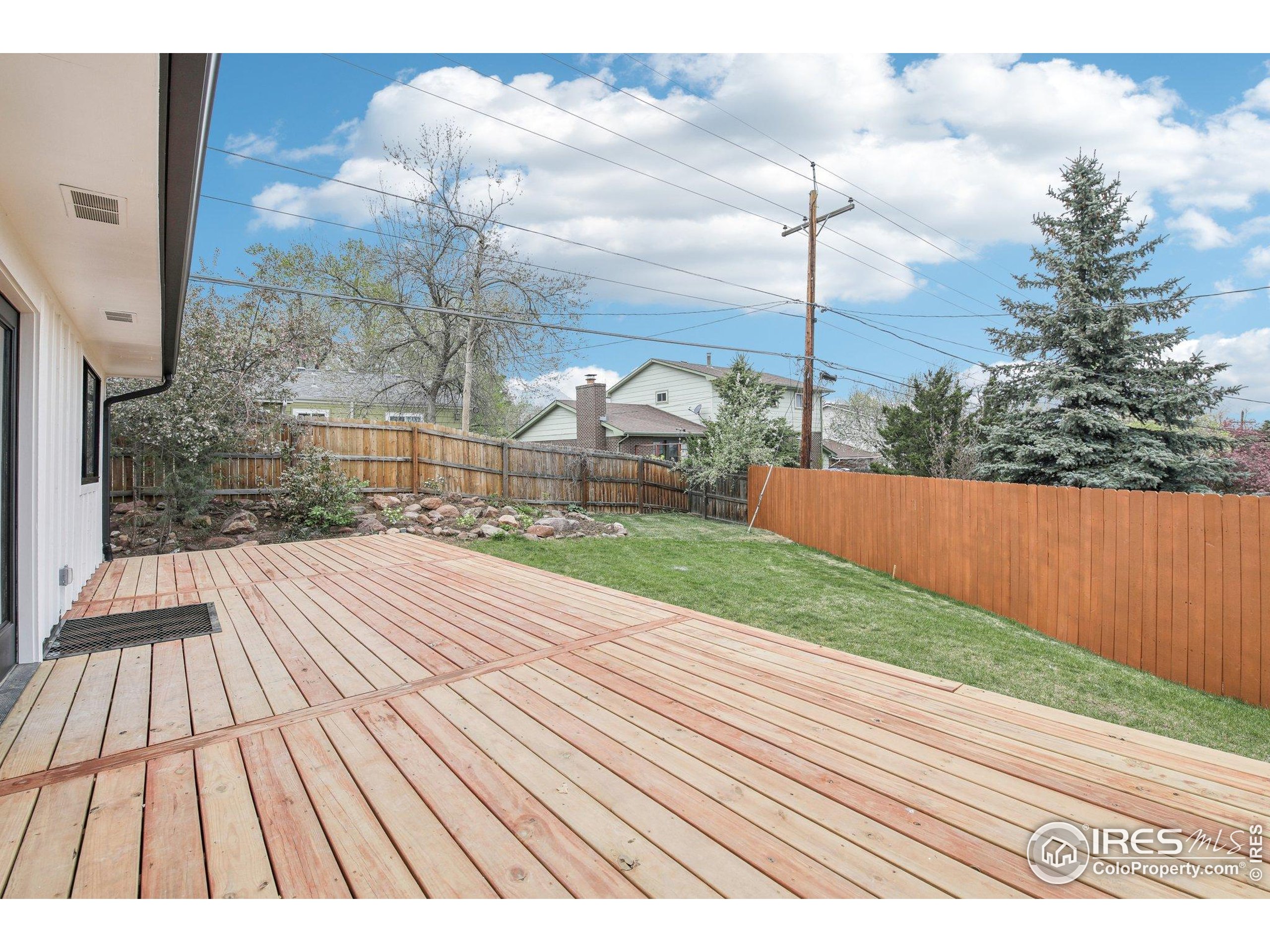 Single Family Residence in Boulder CO 1575 Findlay Way 26.jpg