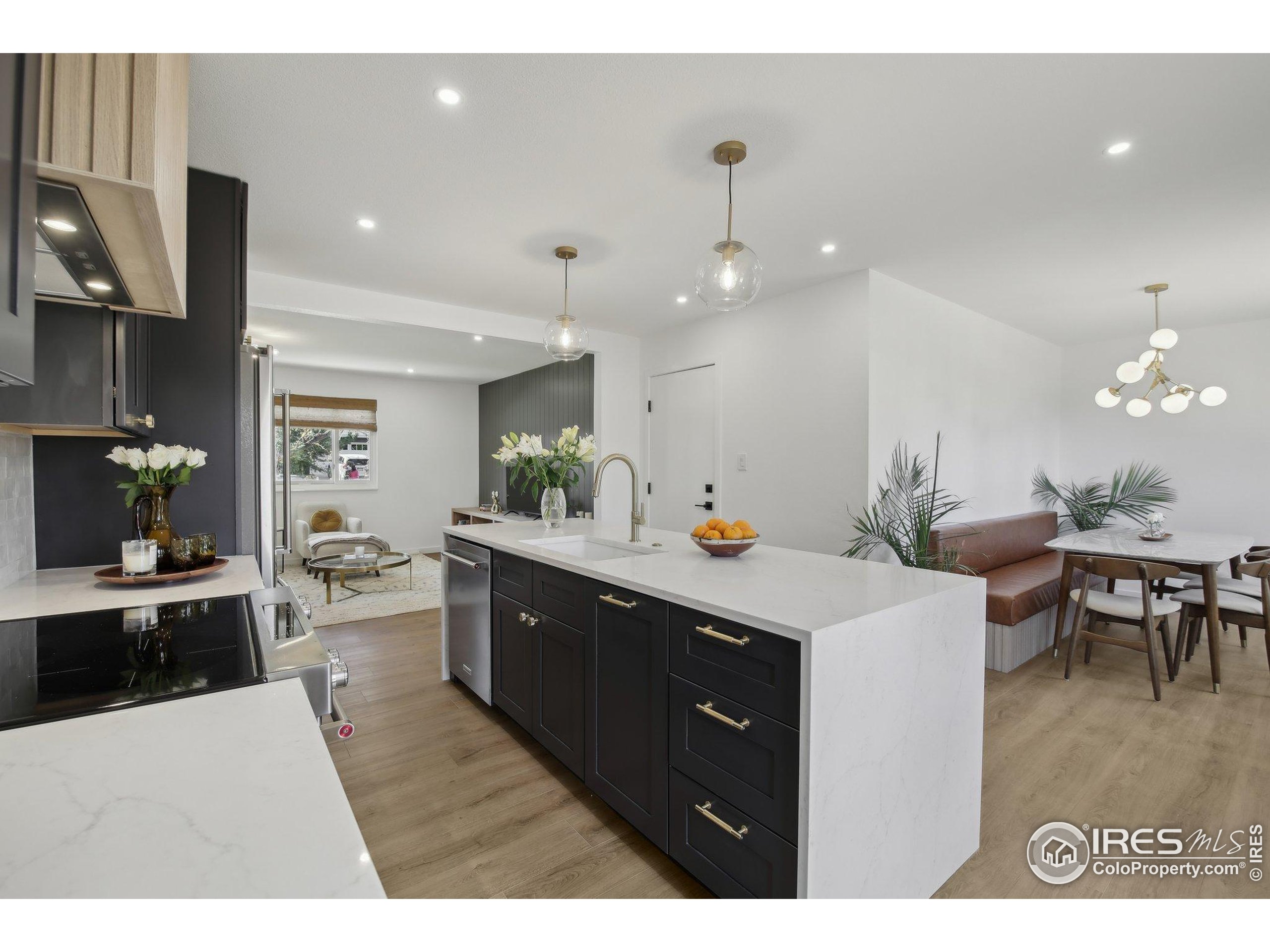 Single Family Residence in Boulder CO 1575 Findlay Way 7.jpg