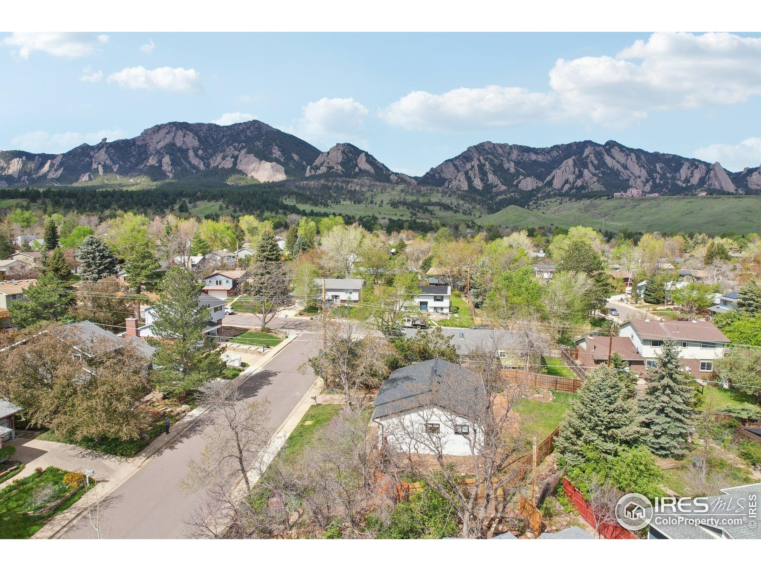Single Family Residence in Boulder CO 1575 Findlay Way 29.jpg