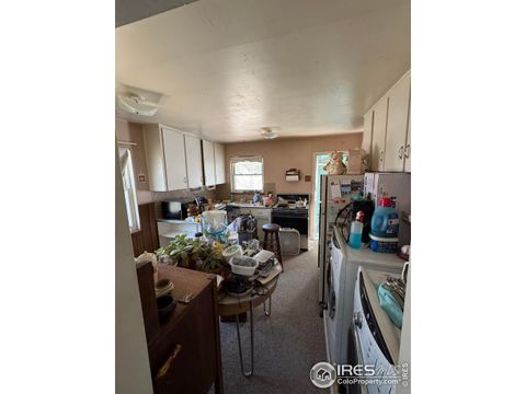 Single Family Residence in Aurora CO 970 Moline St 4.jpg