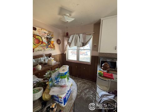 Single Family Residence in Aurora CO 970 Moline St 5.jpg