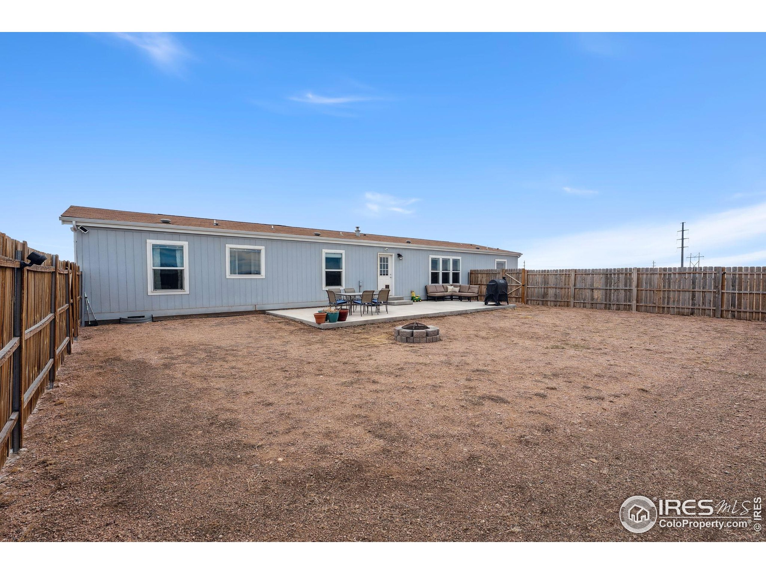 Single Family Residence in Nunn CO 51375 County Road 27 24.jpg