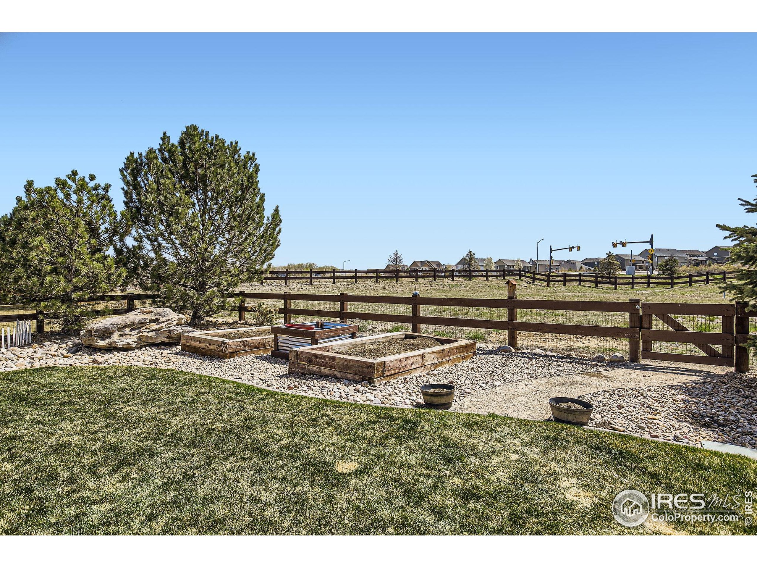 Single Family Residence in Windsor CO 189 Kitty Hawk Ct 27.jpg