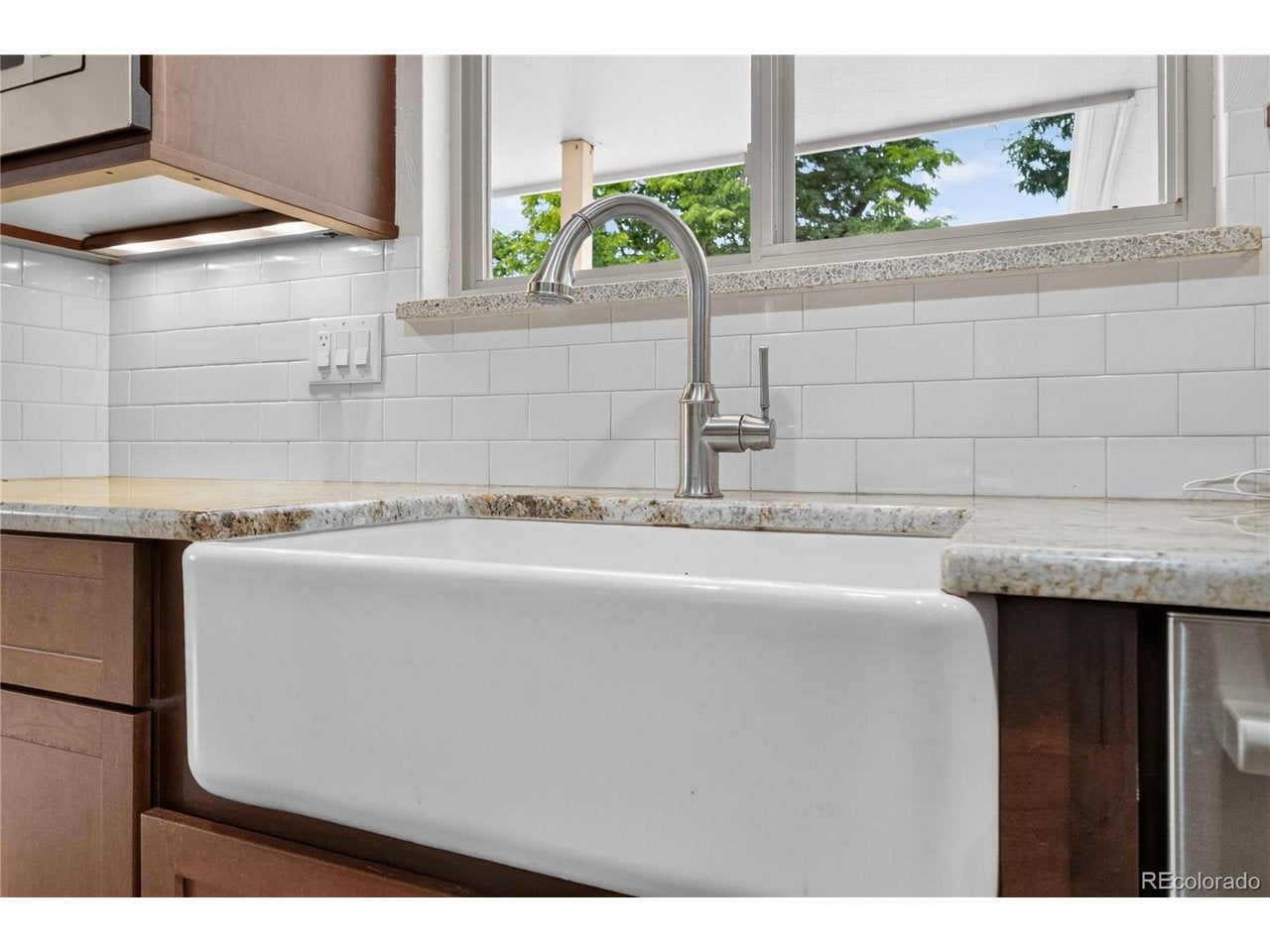 399 W Caley Dr, Littleton, CO 80120 photo