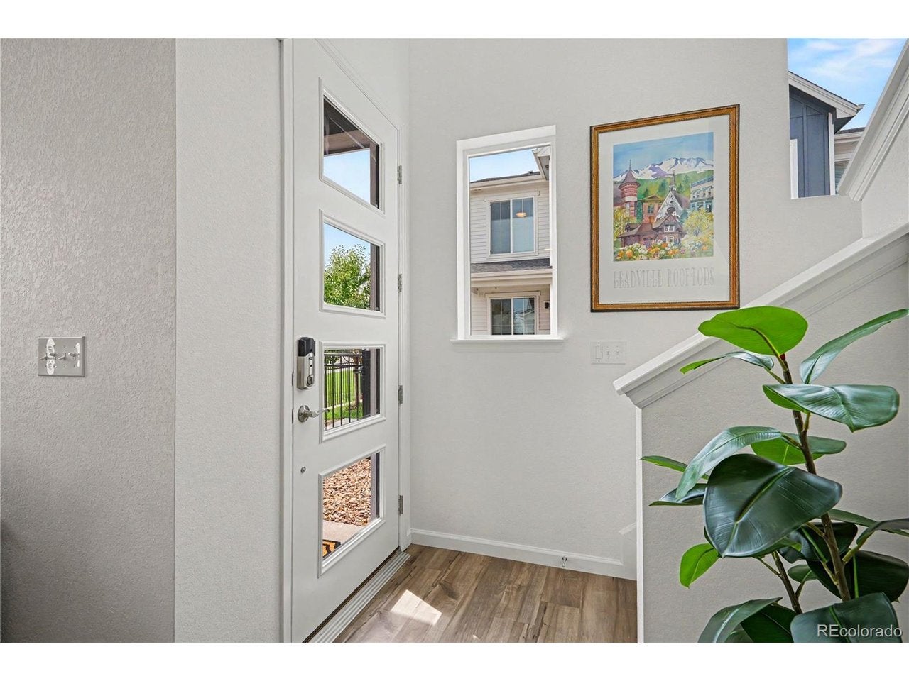 1862 S Poplar Ct, Denver, CO 80224 photo