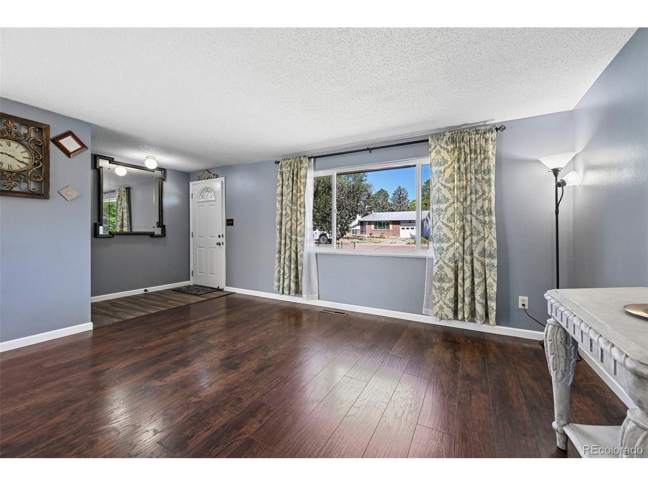 313 Cranbrook Cir, Colorado Springs, CO 80906 photo