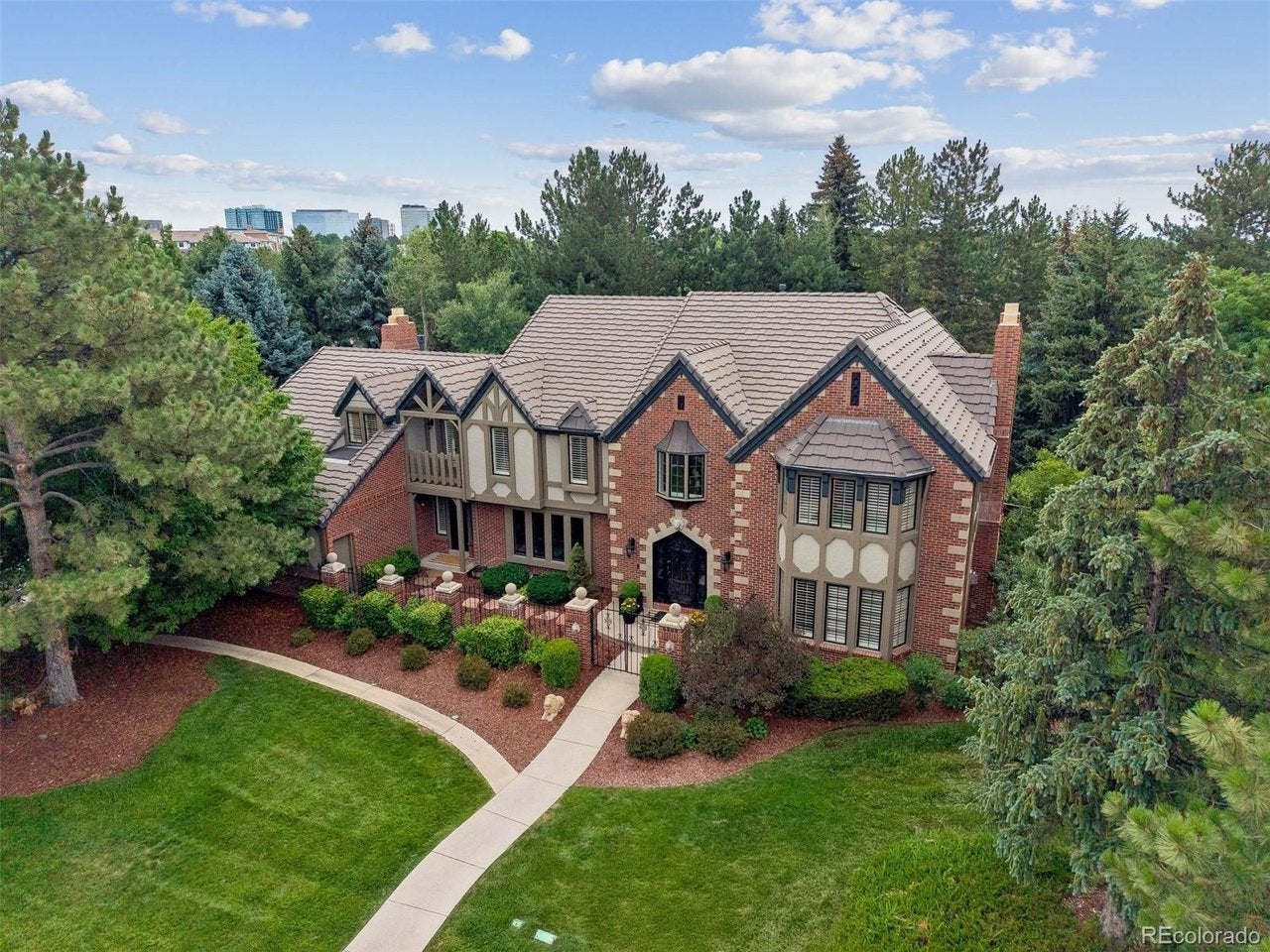 6452 Radcliff Ave, Englewood, CO 80111