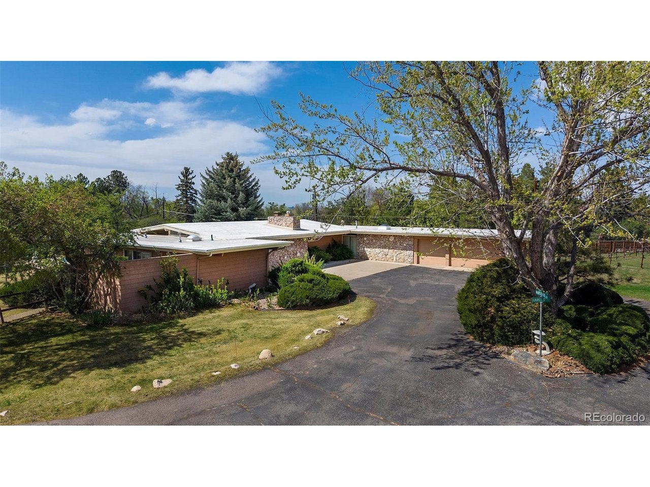 1 Middle Rd, Cherry Hills Village, CO 80113 photo