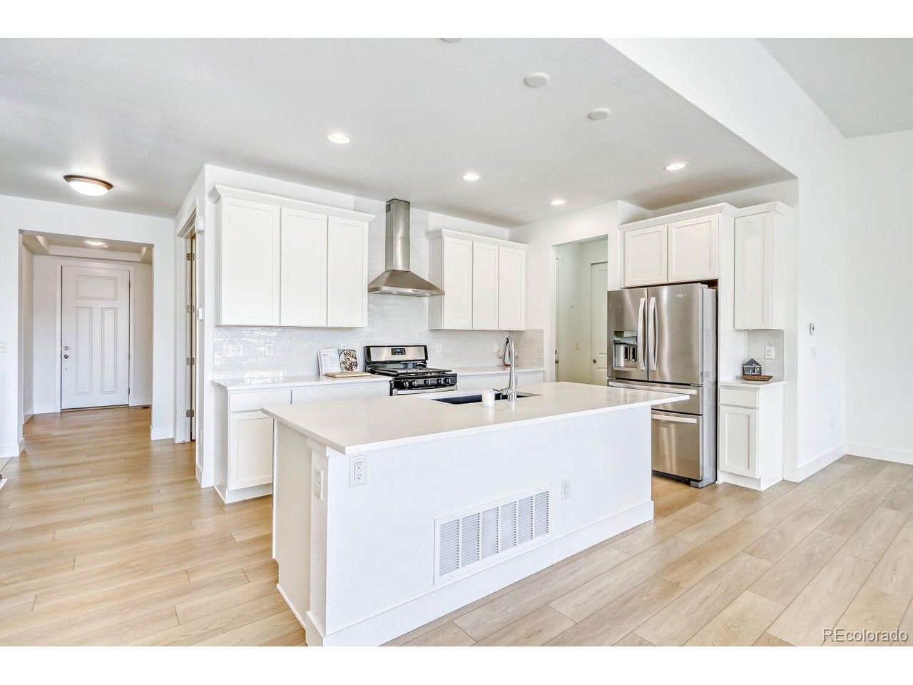 6680 Sea Oats Dr, Parker, CO 80138