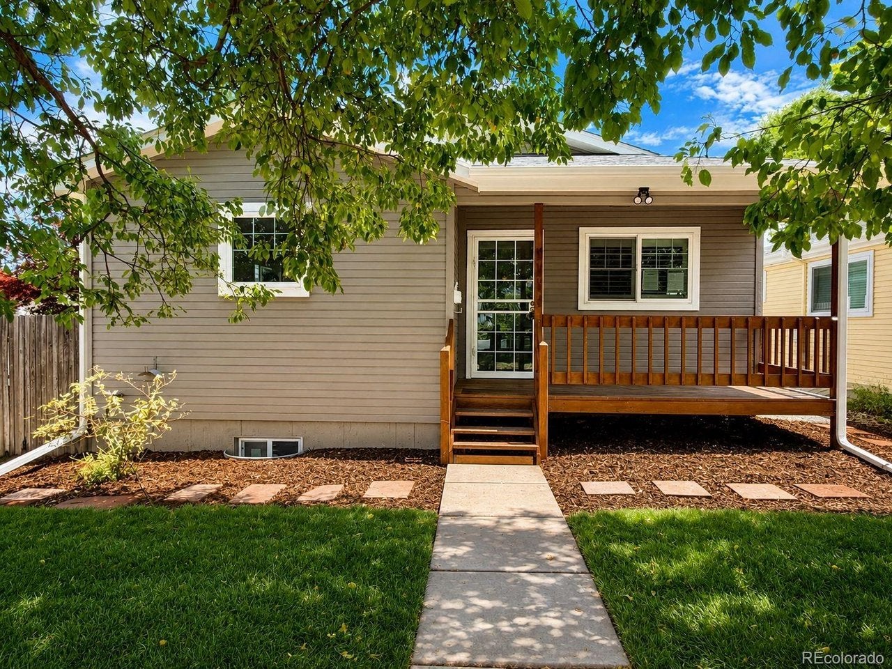 3320 Pennsylvania St, Englewood, CO 80113