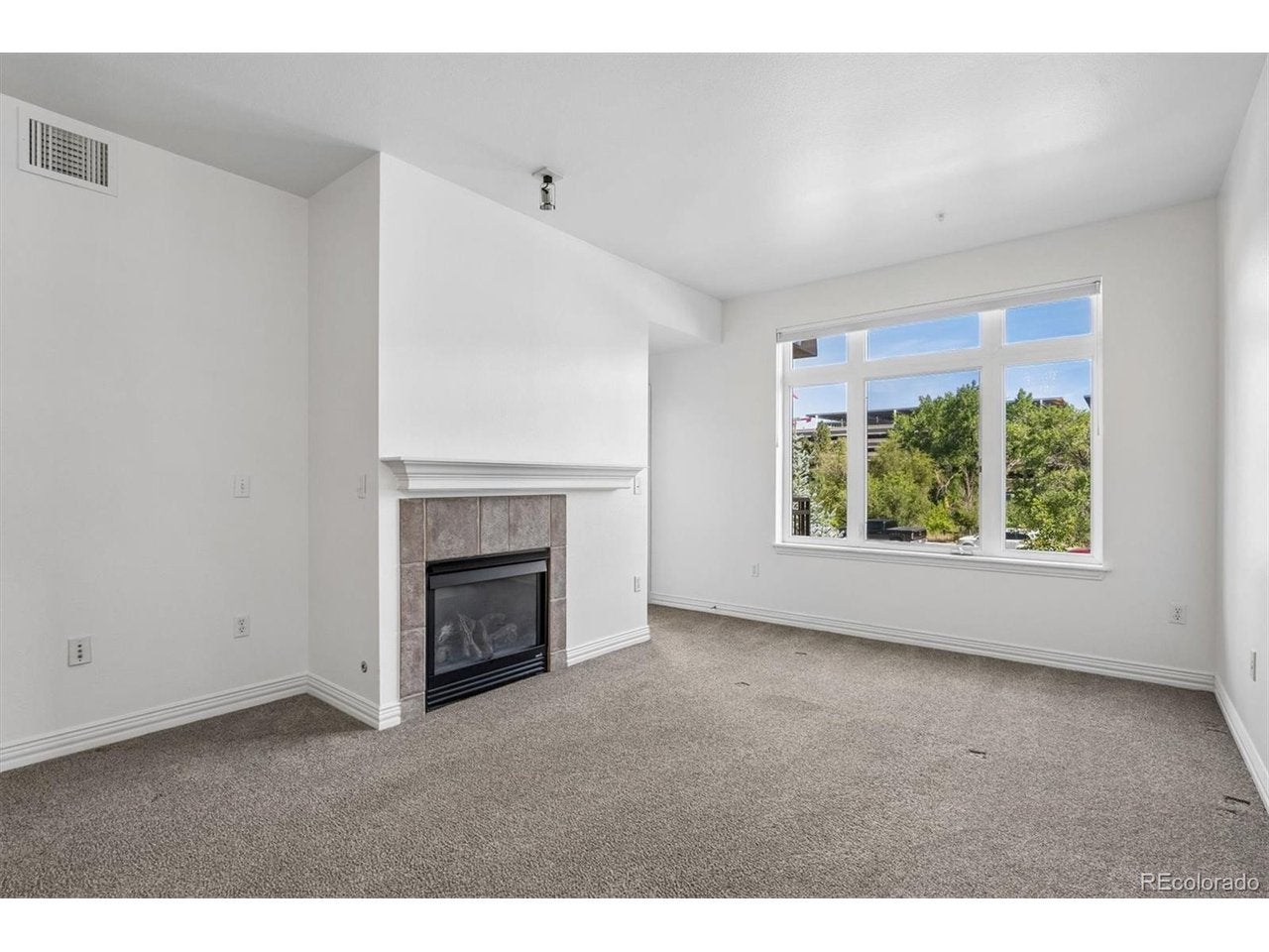 2700 E Cherry Creek South Dr #214, Denver, CO 80209 photo
