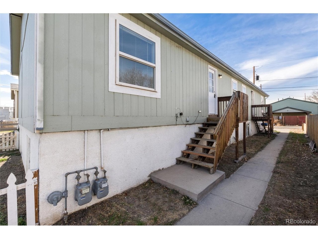 4665 Gaylord St, Denver, CO 80216 photo