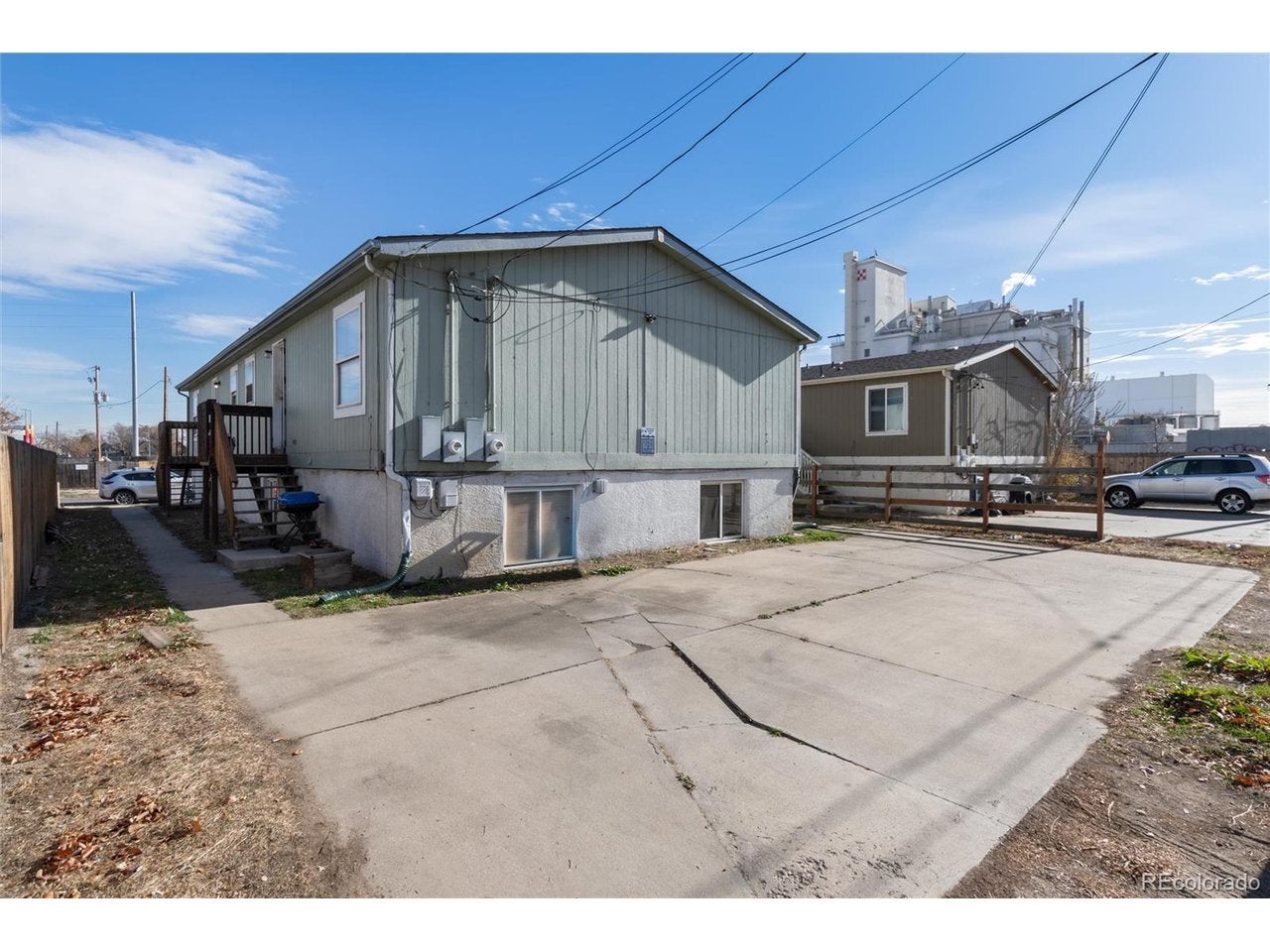 4665 Gaylord St, Denver, CO 80216 photo