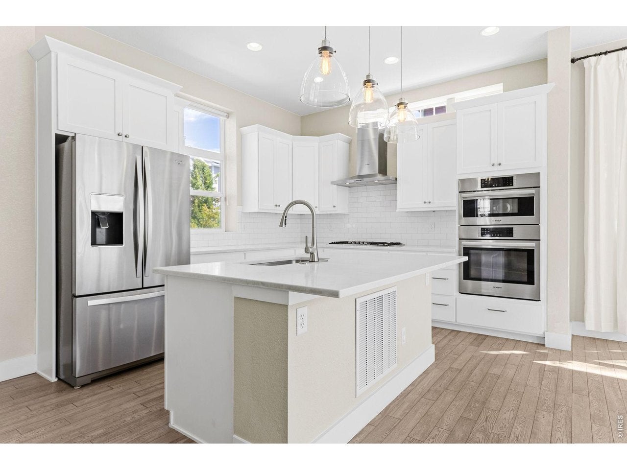 5432 W 97 Pl, Westminster, CO 80020 photo