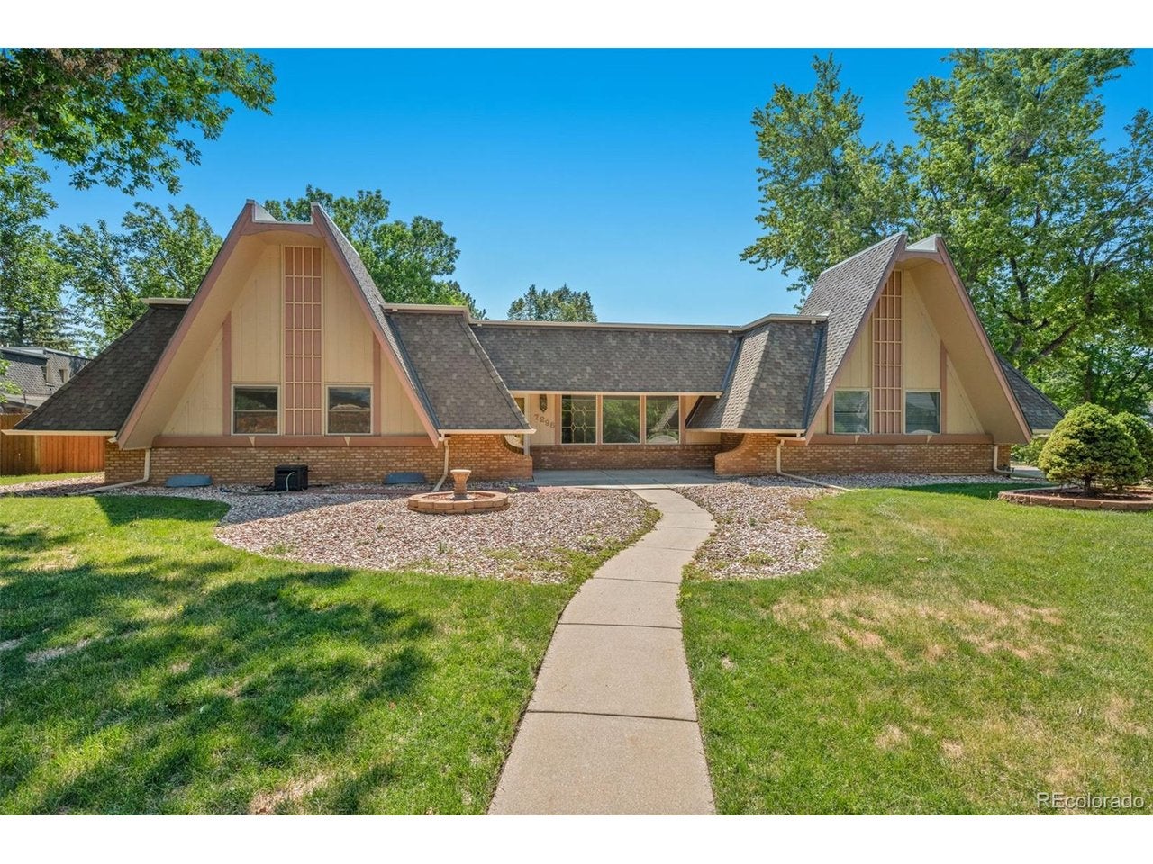 7296 Chase Ct, Littleton, CO 80128