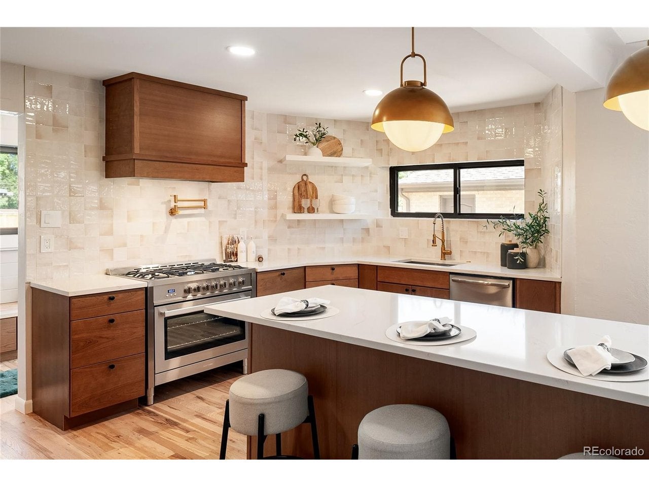 2150 Monaco Street Pkwy, Denver, CO 80207