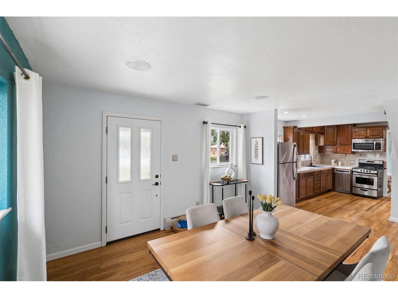 556 S Canosa Ct, Denver, CO 80219 photo