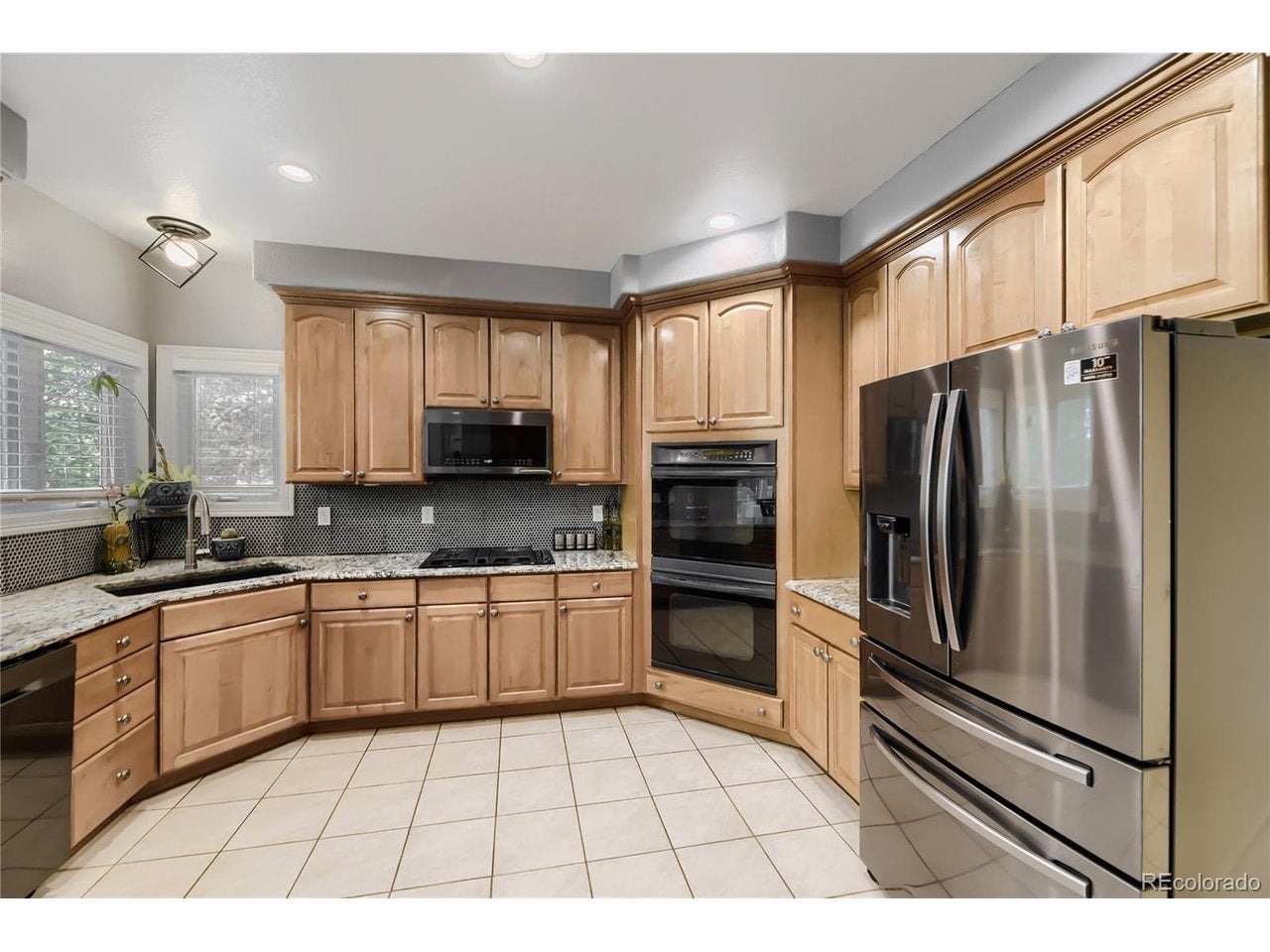 5469 Fox Sparrow Rd, Parker, CO 80134 photo
