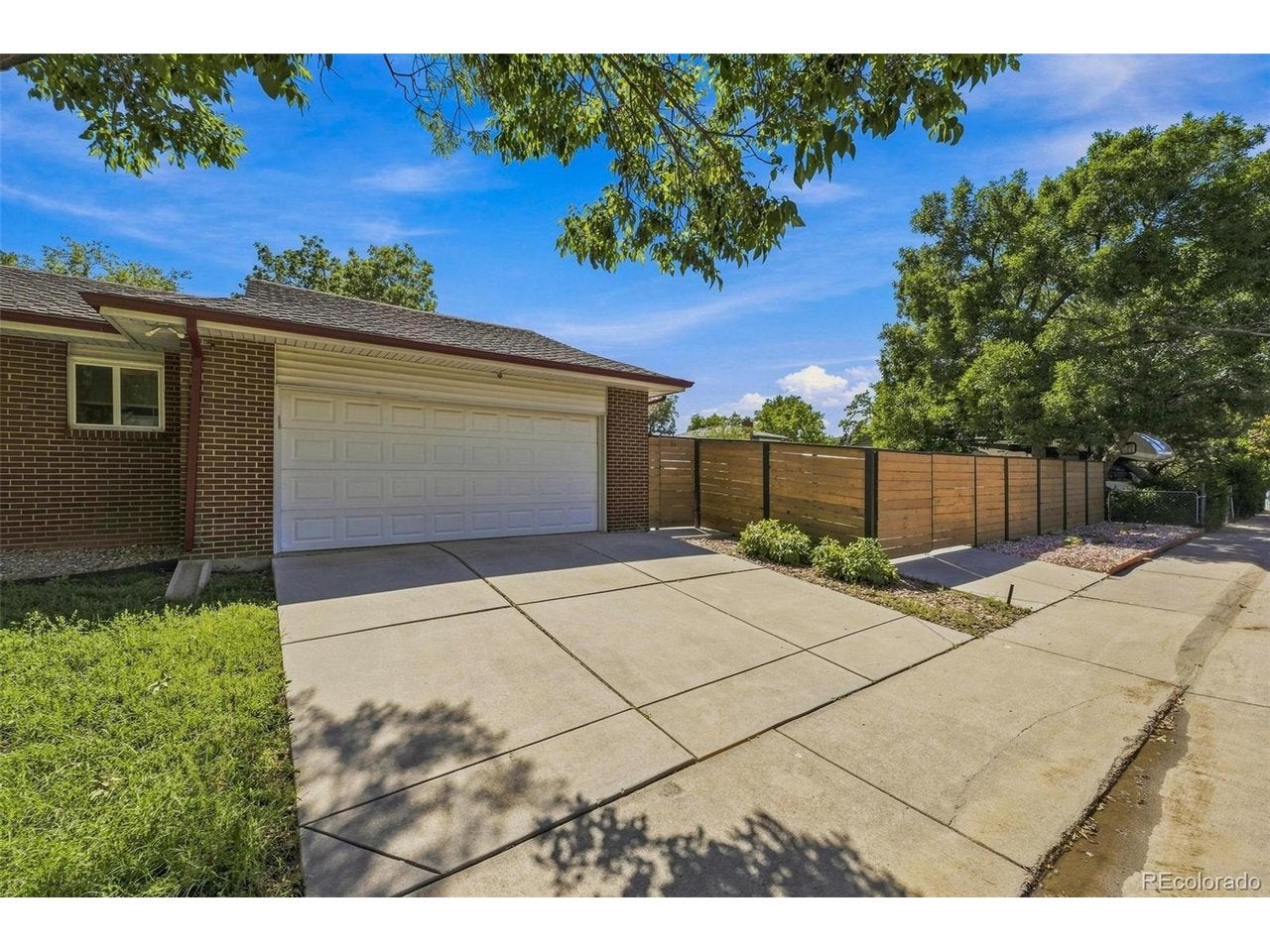 205 S Tucson Cir, Aurora, CO 80012 photo