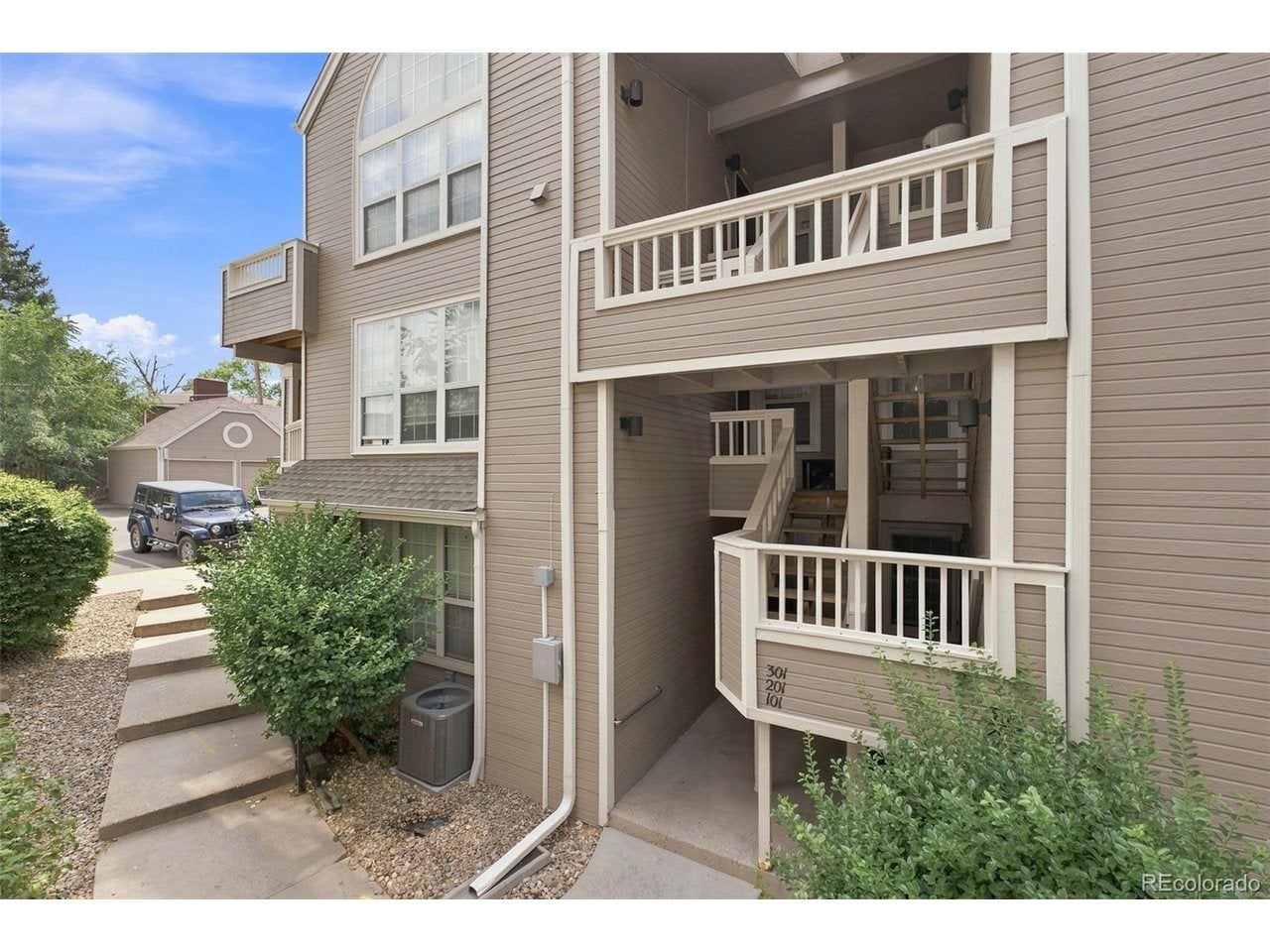 5715 Atlantic Pl, Denver, CO 80227